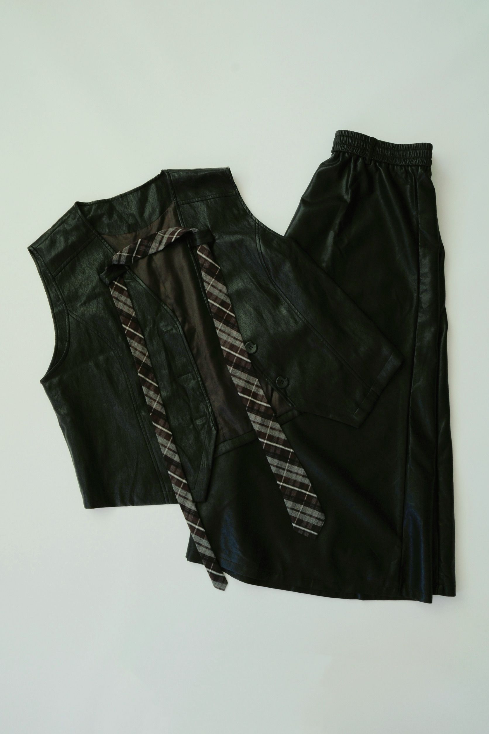 【H007】隕石黑格紋套裝