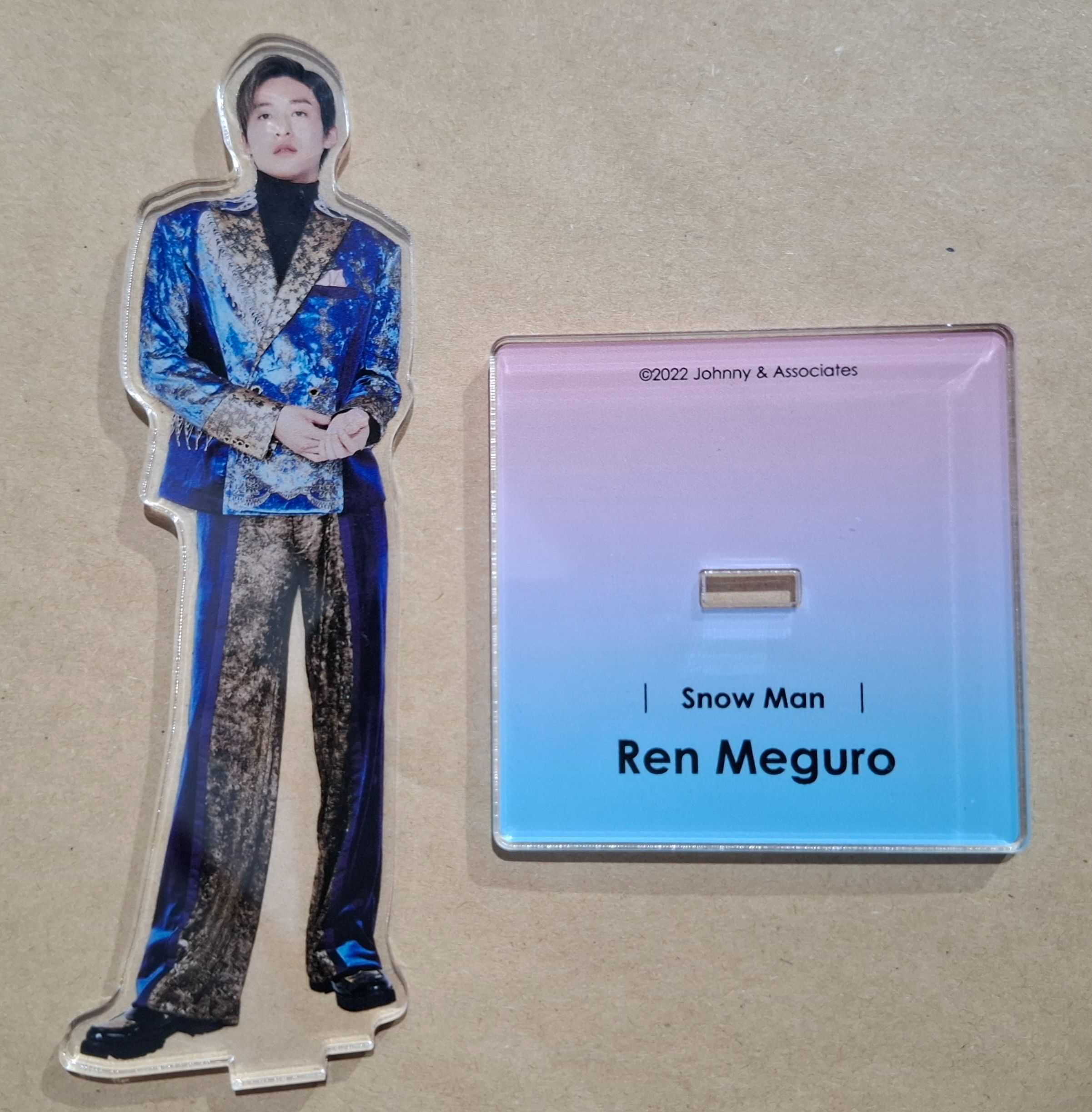 めめ🖤立牌、吊飾