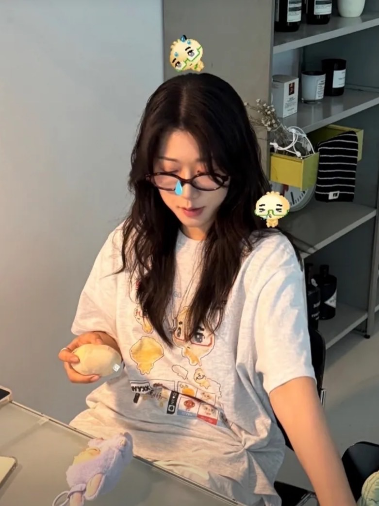 🇰🇷NYXX 眼鏡饅頭短袖