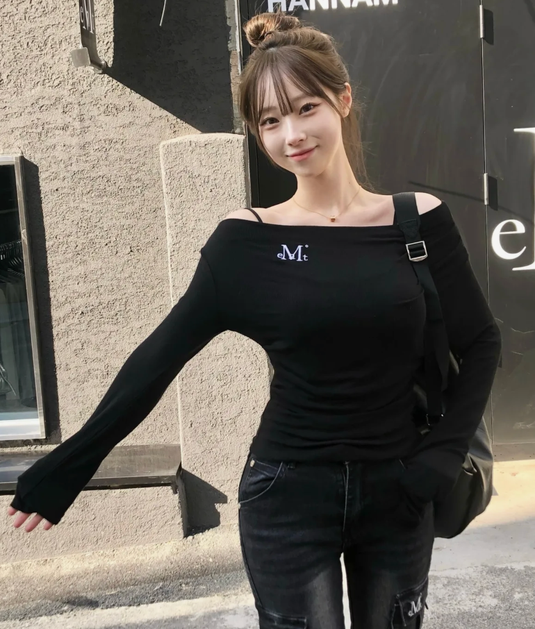 🇰🇷MUCENT 斜肩長袖