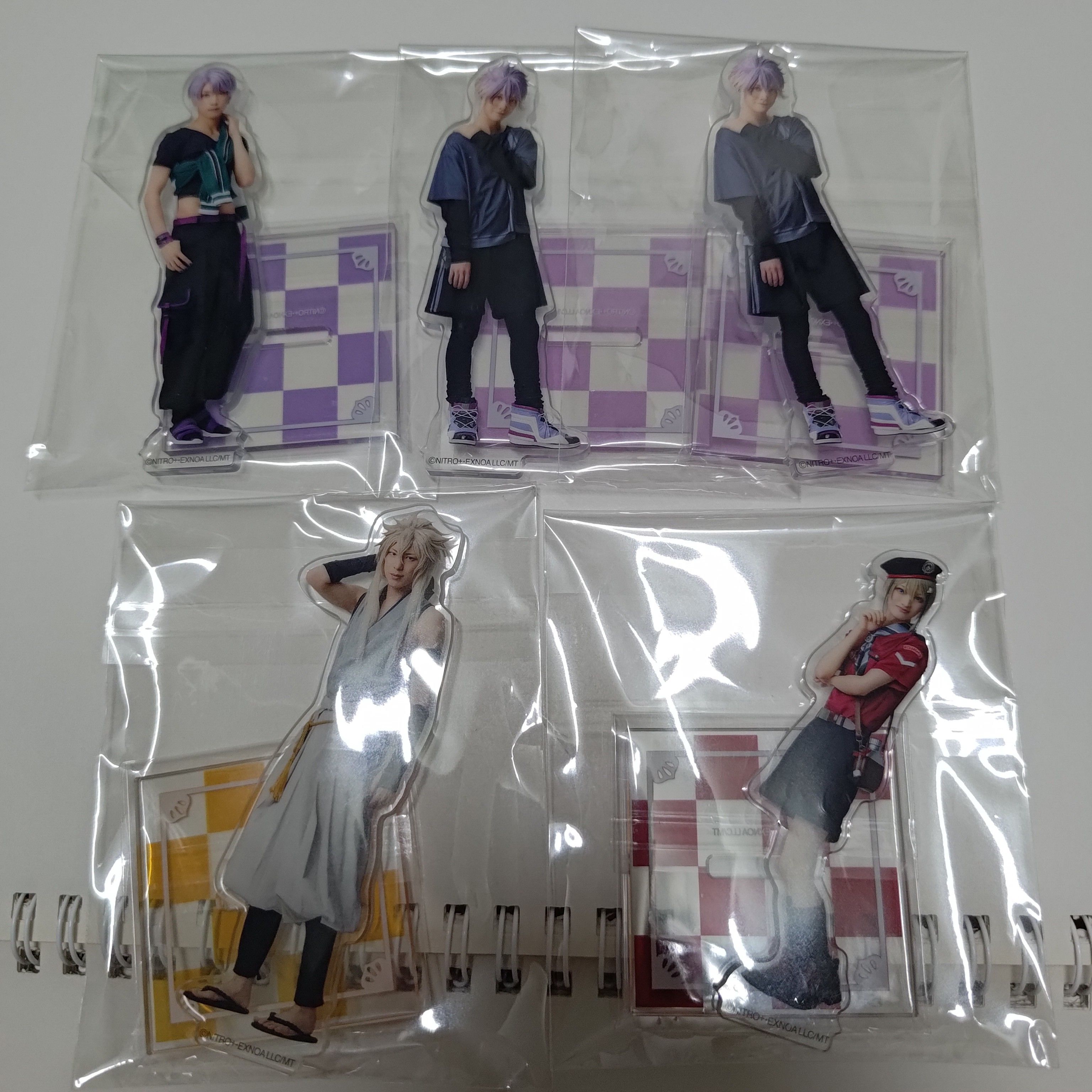 九周年內番立牌