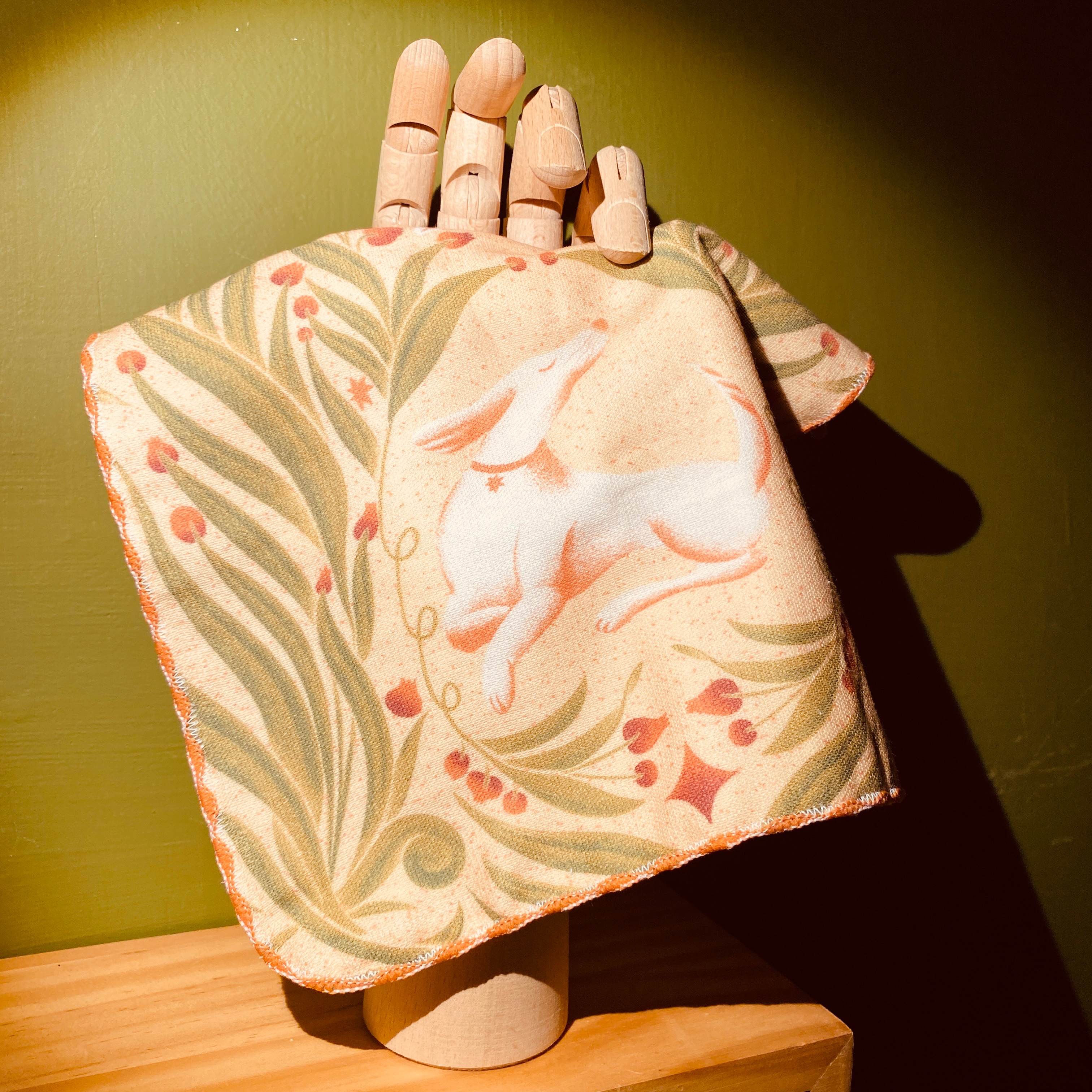 純棉方巾-狗狗的鈴蘭花