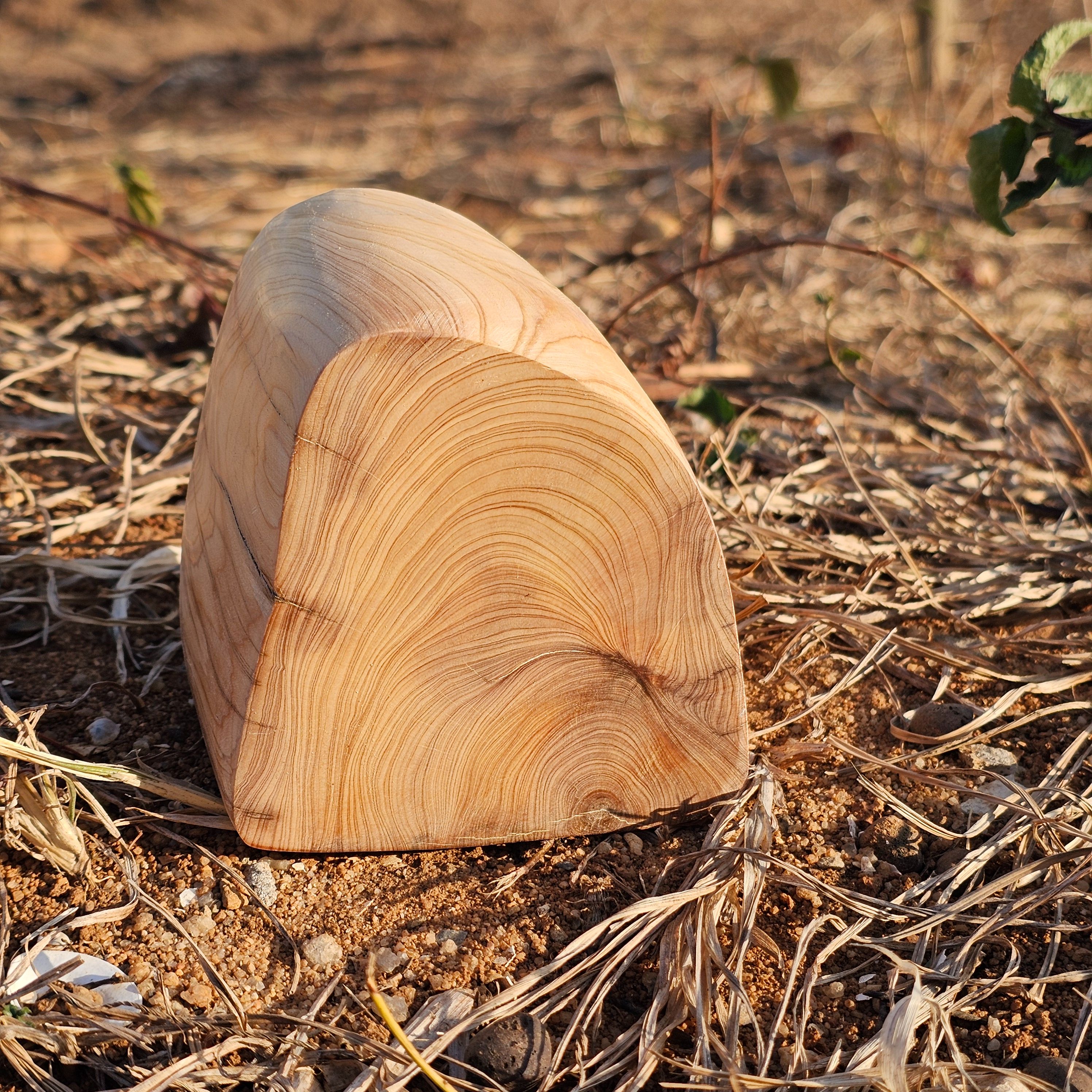 高油扁木墊 清香 （有天然小洞可以插線香）