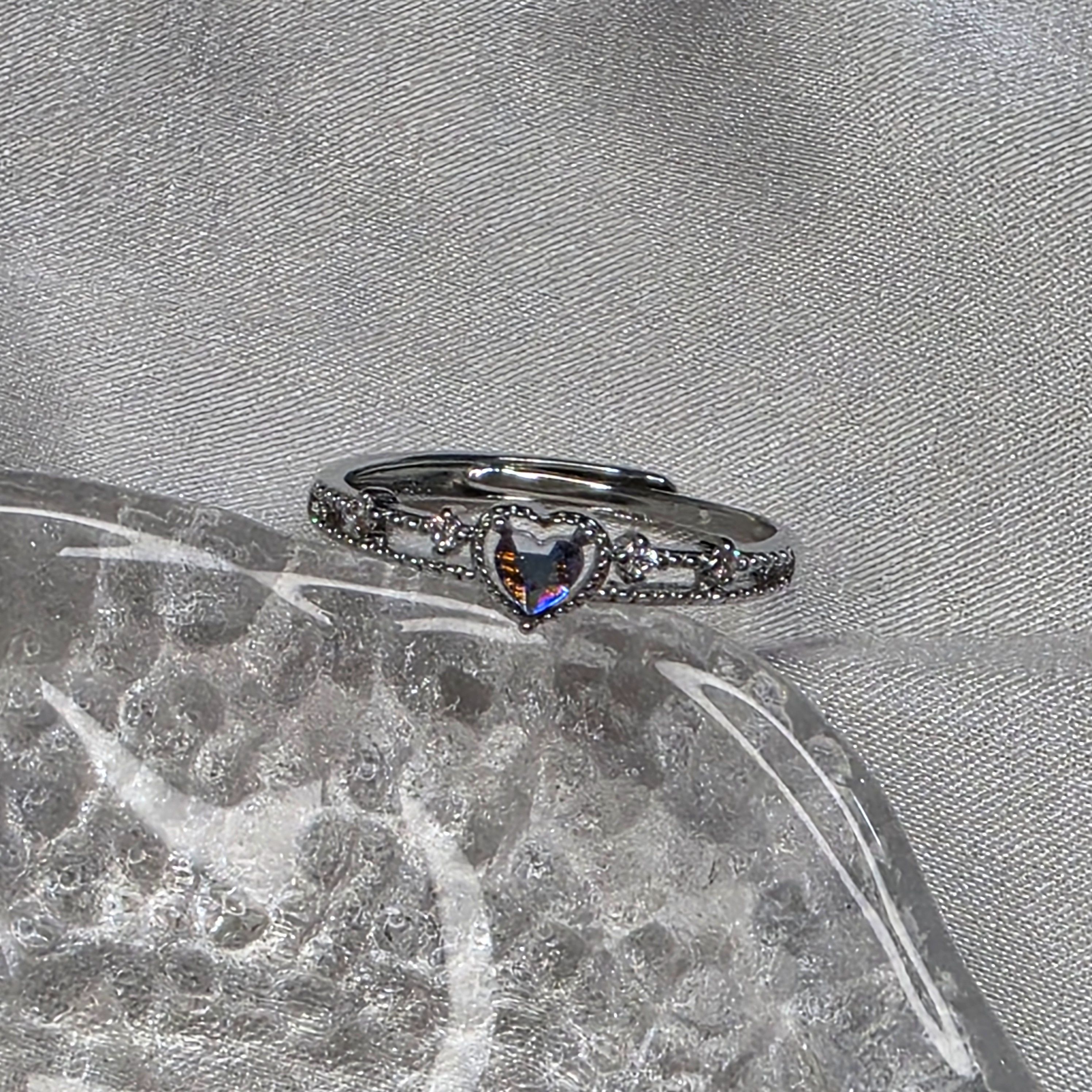 925純銀戒指｜心形鑽戒｜氣質韓系純銀戒｜高級感月光石戒指｜日常百搭｜送禮首選