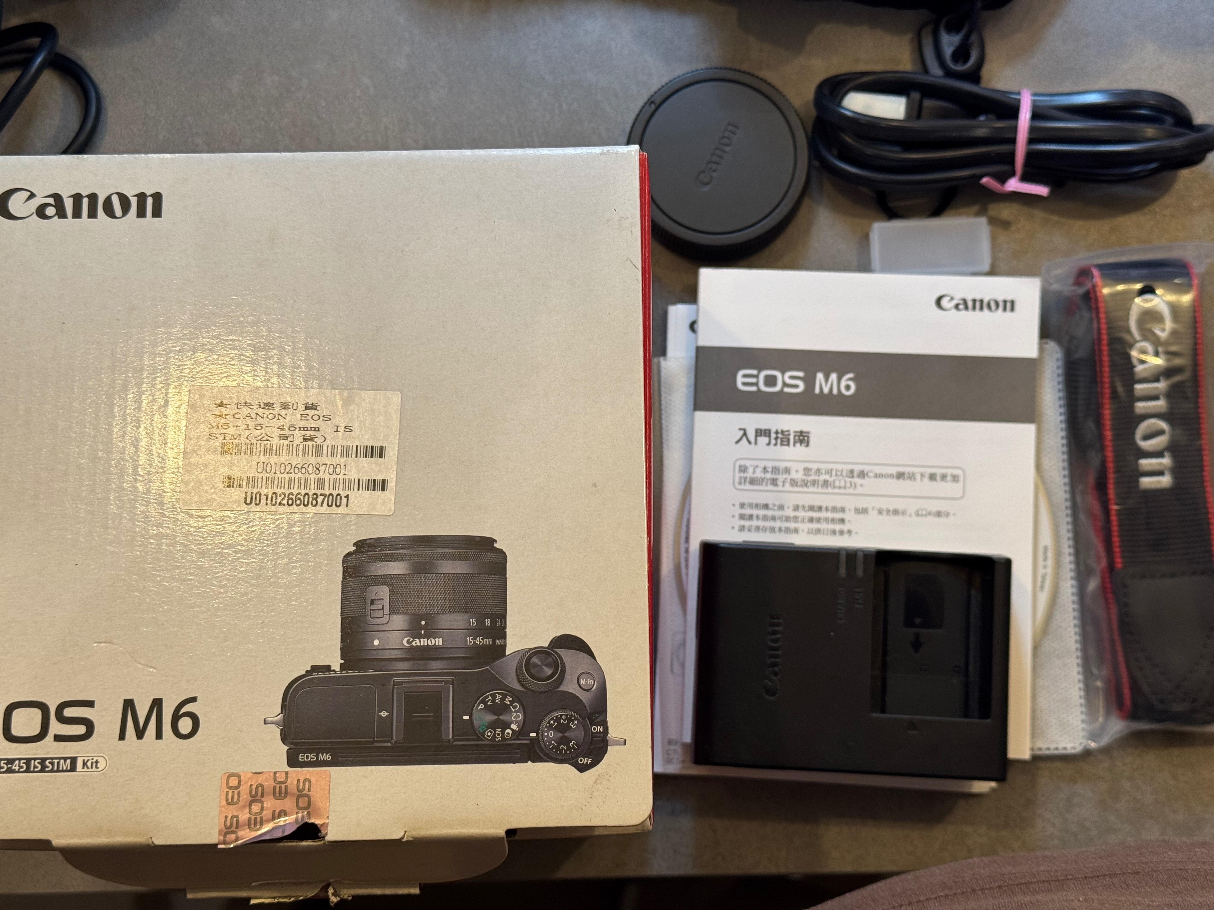 Canon eos m6 公司貨kit組（含15-45鏡頭）