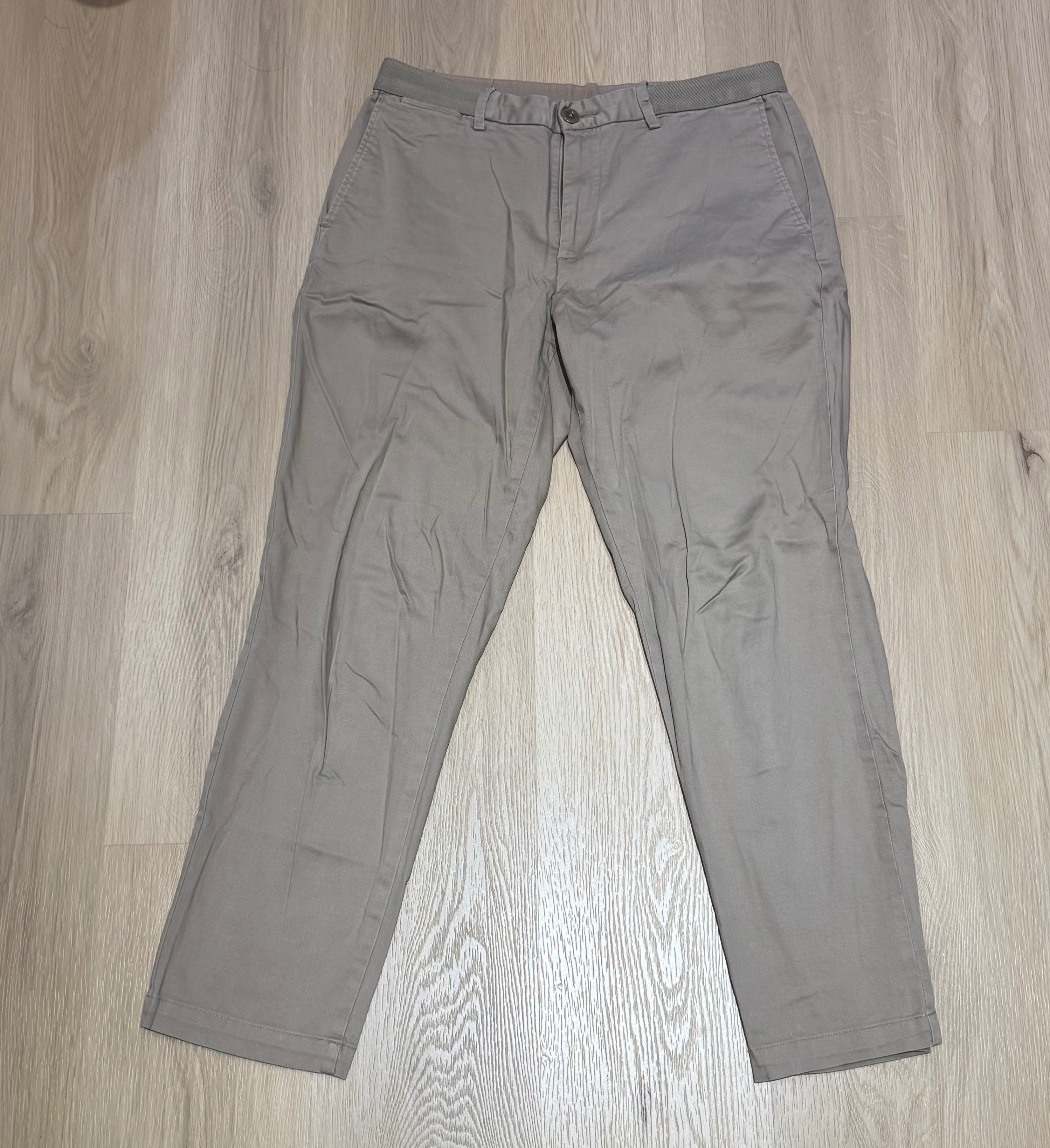 二手uniqlo卡其色m號9分褲