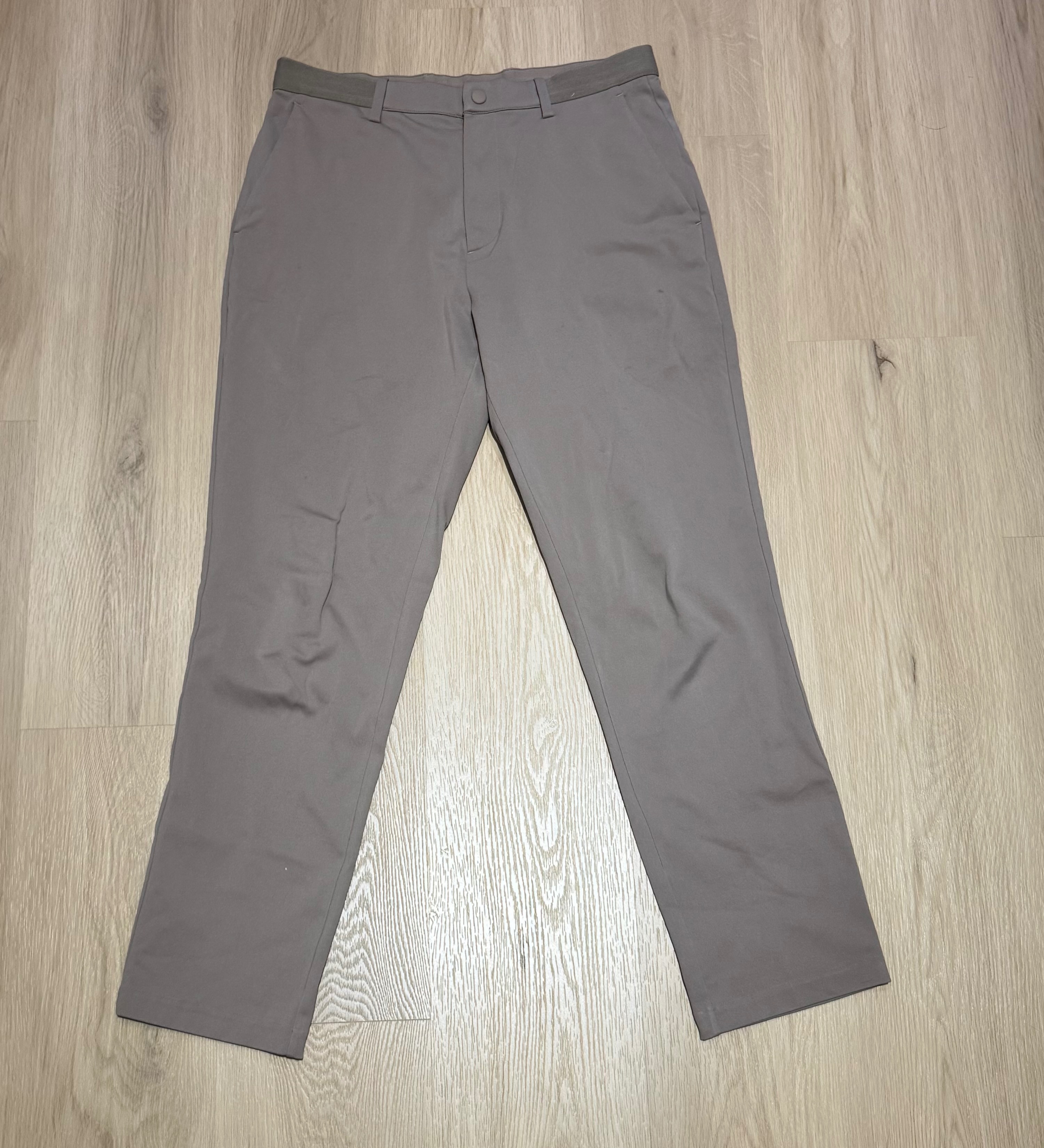 二手Uniqlo卡其m號9分褲