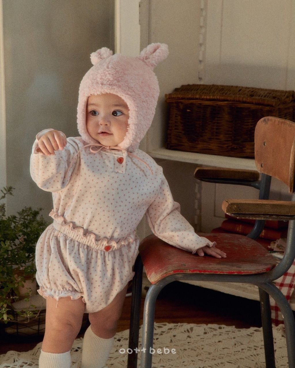 [特價]OOTTBEBE碎花上下套（BEBE）