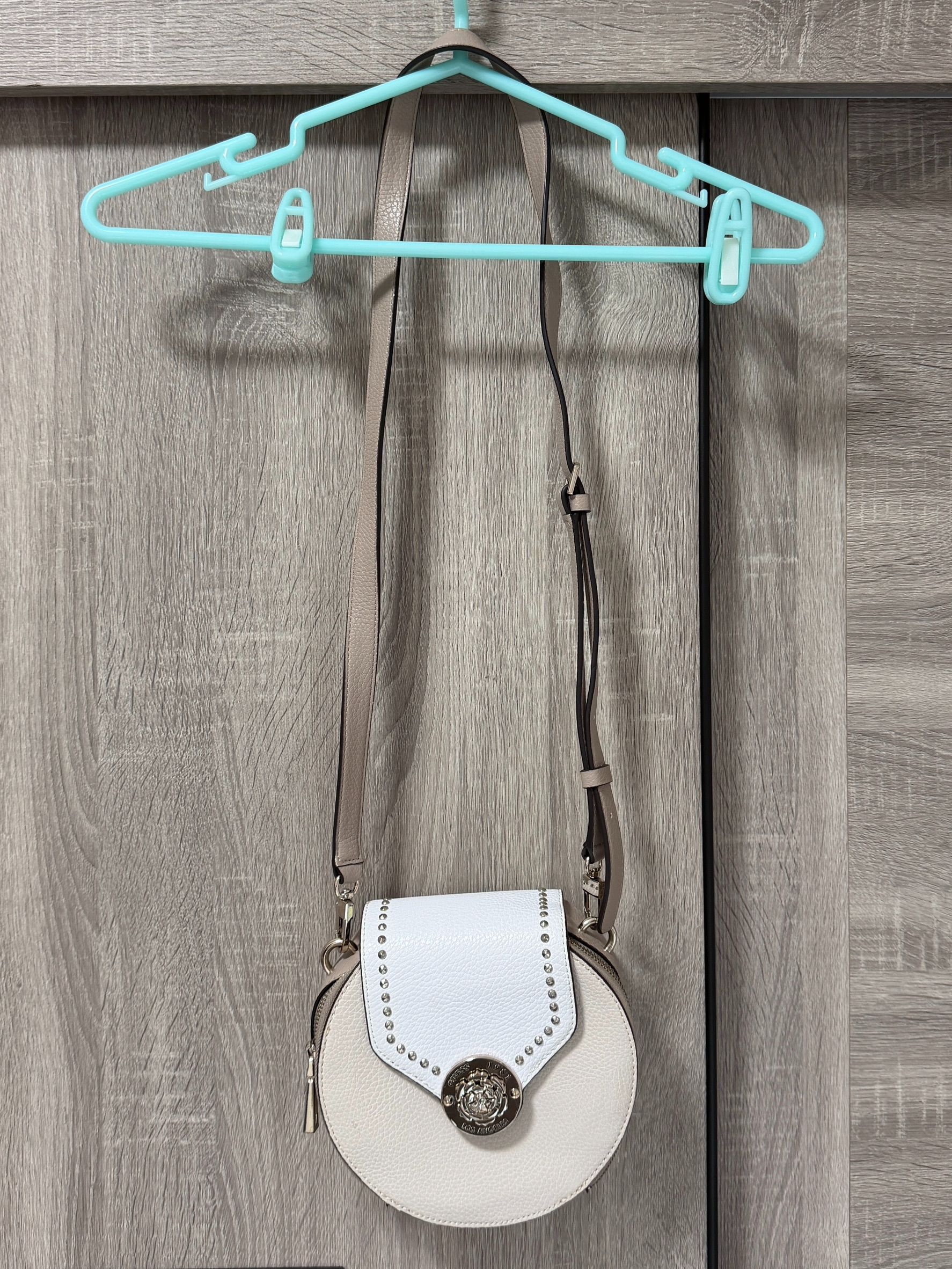 私物-二手-GUESS-拼色掀蓋小圓包