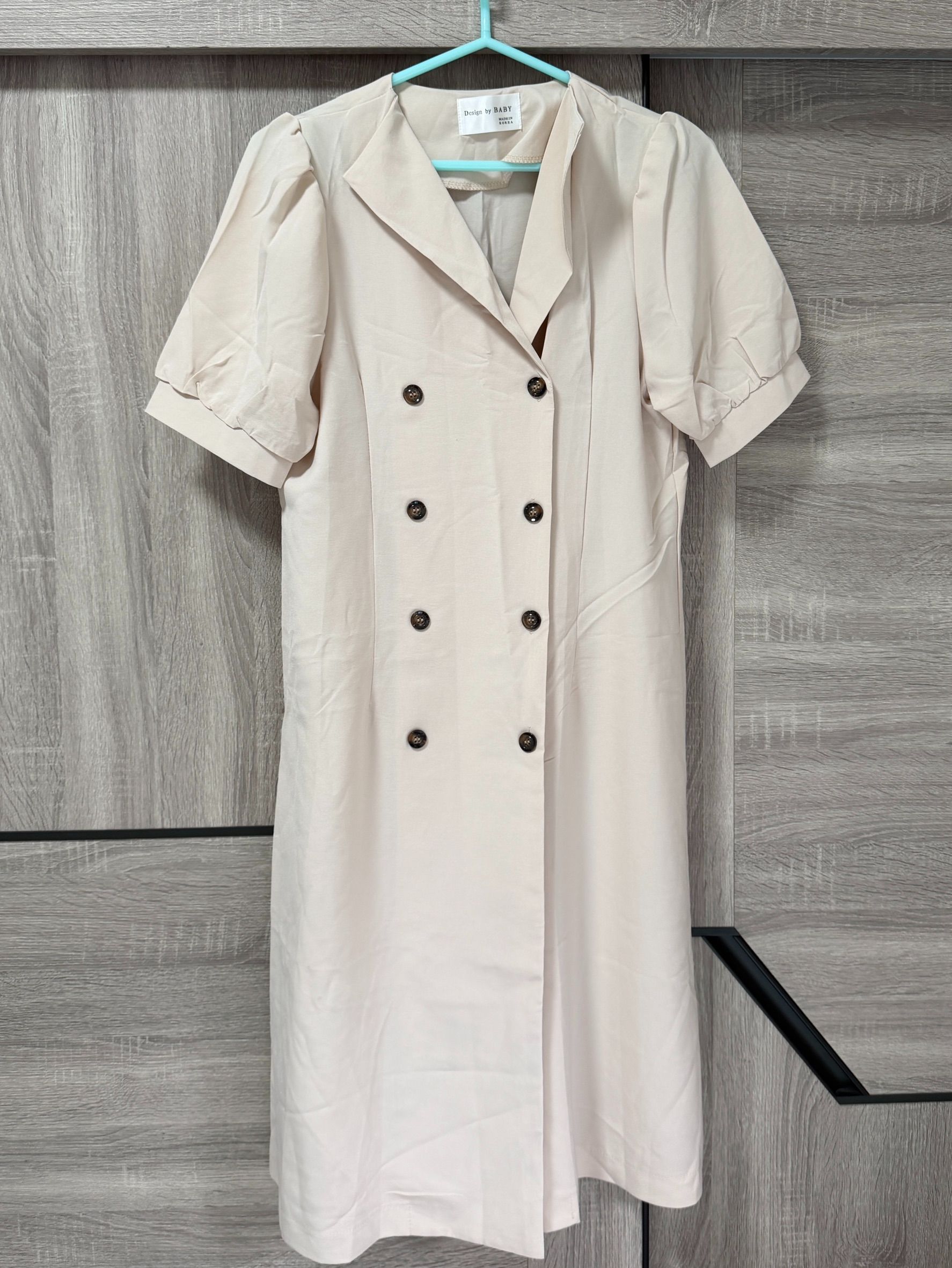 私物-全新-韓貨-杏色雪紡排釦洋裝（附腰帶）