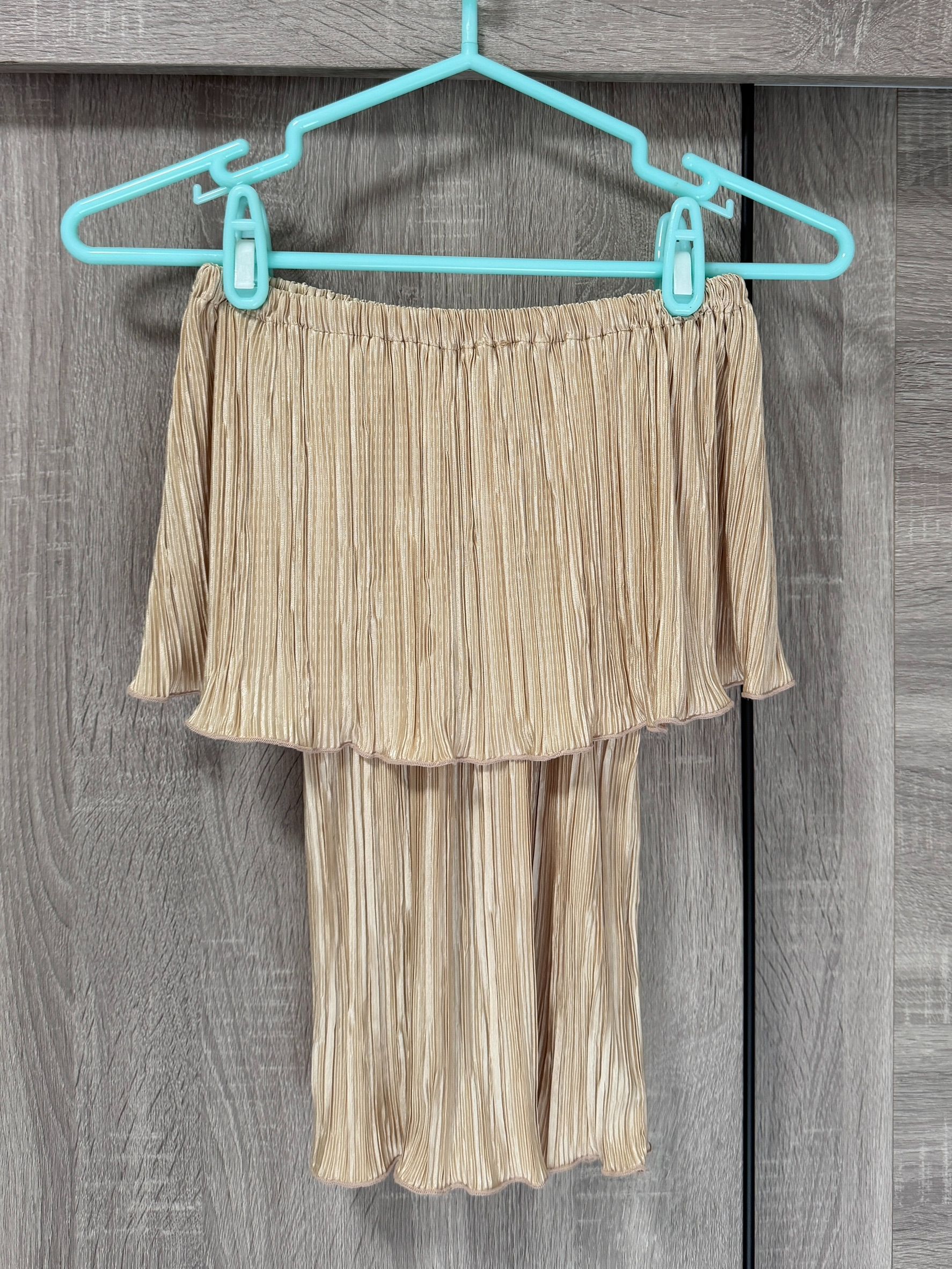 私物-全新-fancyfancy / Fancy Made-金色一字領上衣