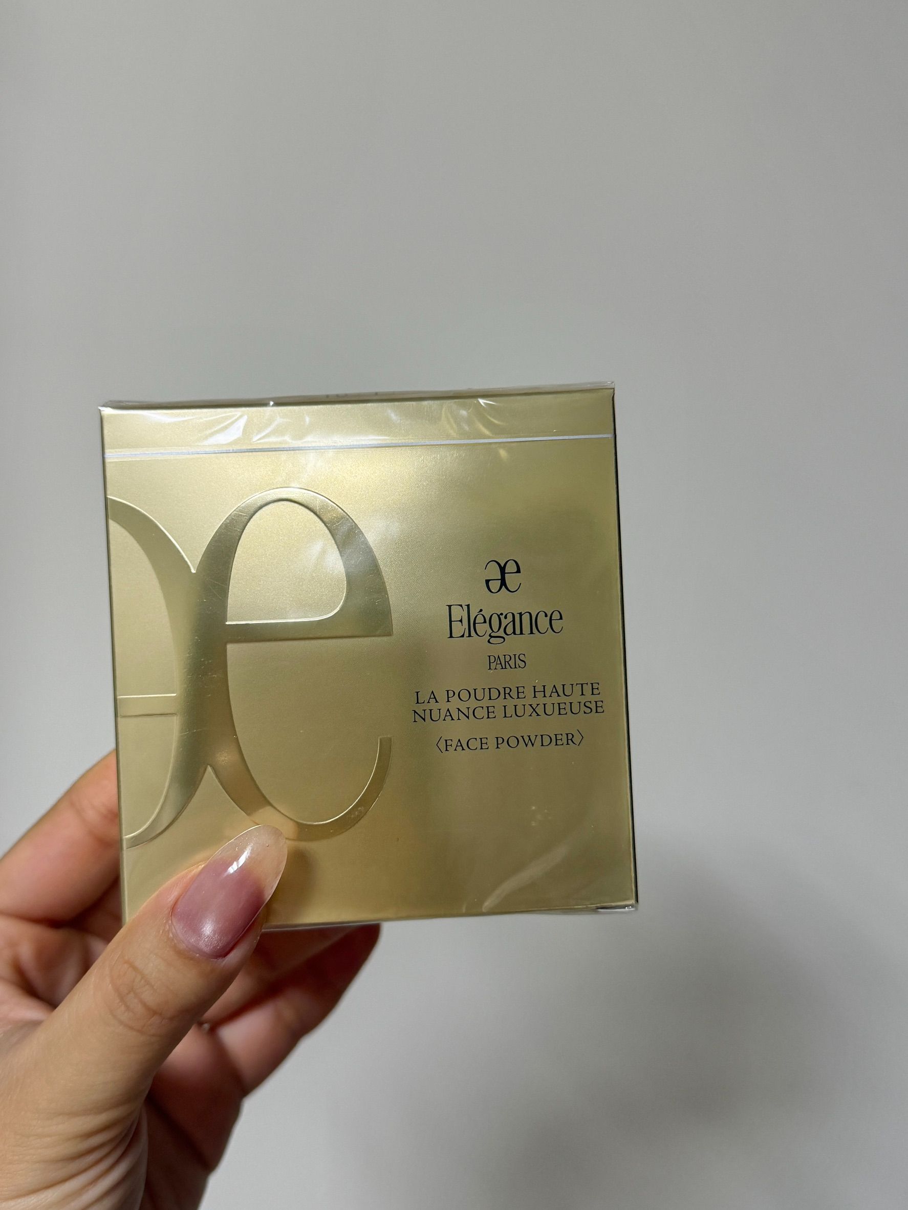 代購-日本-Elegance 極緻歡顏5D蜜粉餅 （E大餅）-色號01