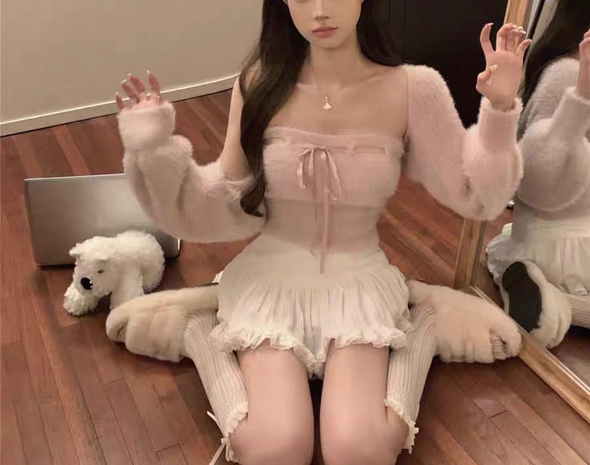 粉色絨毛兩件式上衣