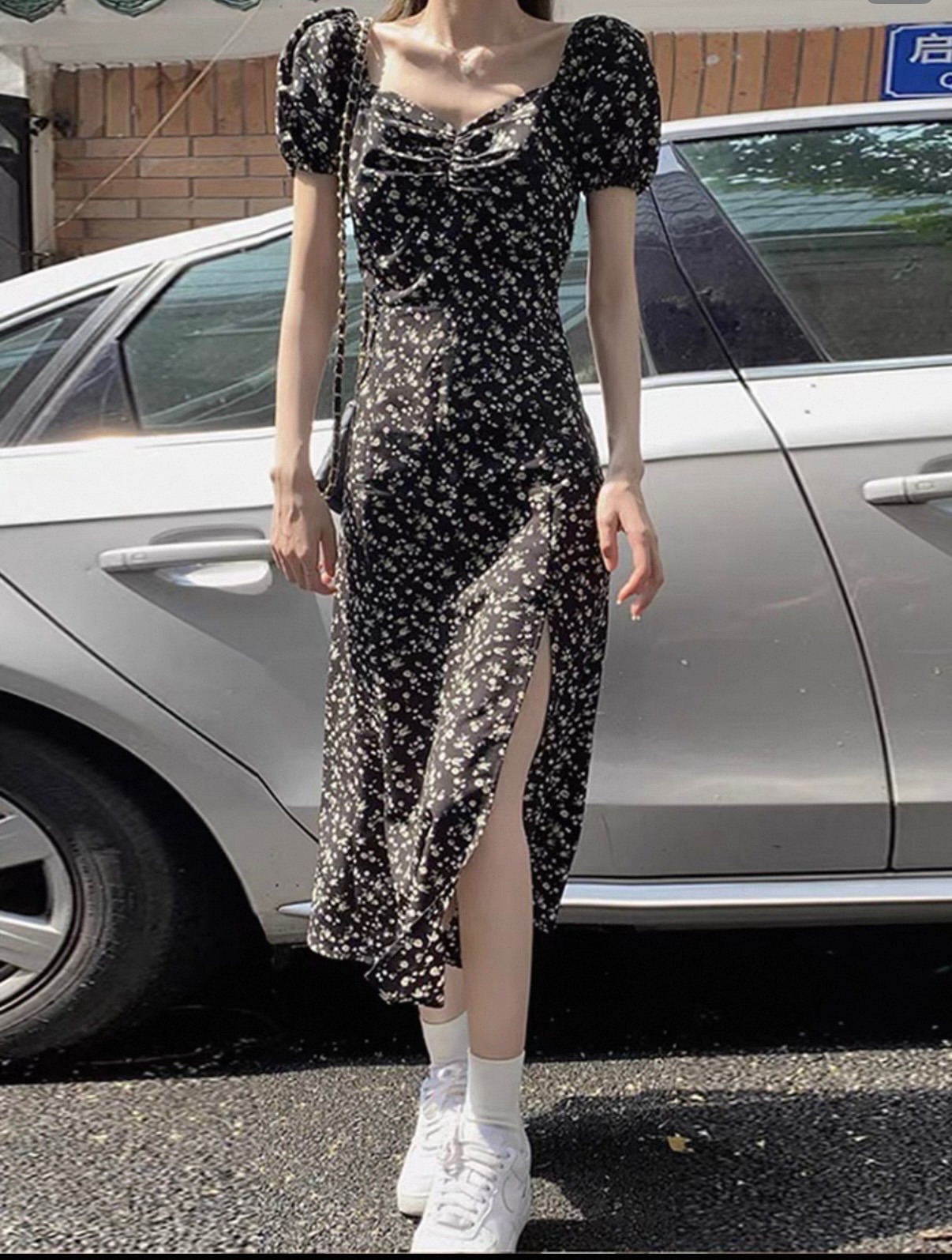 全新 碎花開叉連身長洋裝 黑