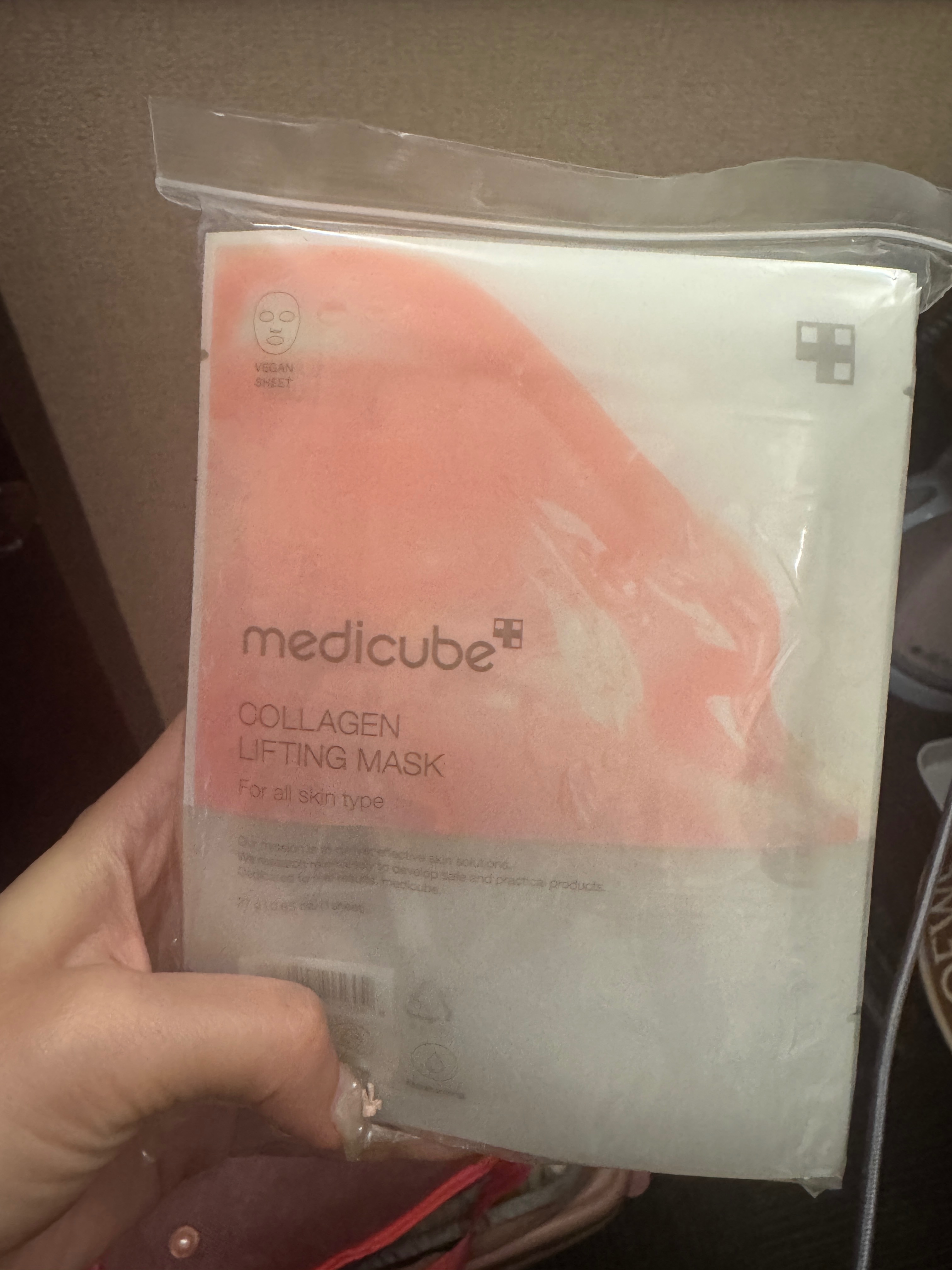 大特價 Medicube 膠原蛋白拉提面膜 10片