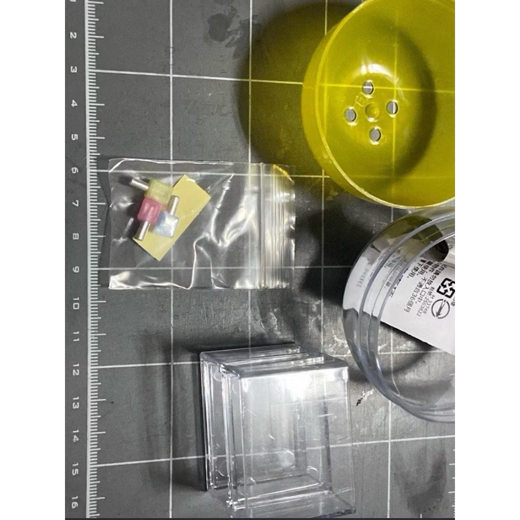J.DREAM 轉蛋 扭蛋 美甲收納模型 指甲油 a款