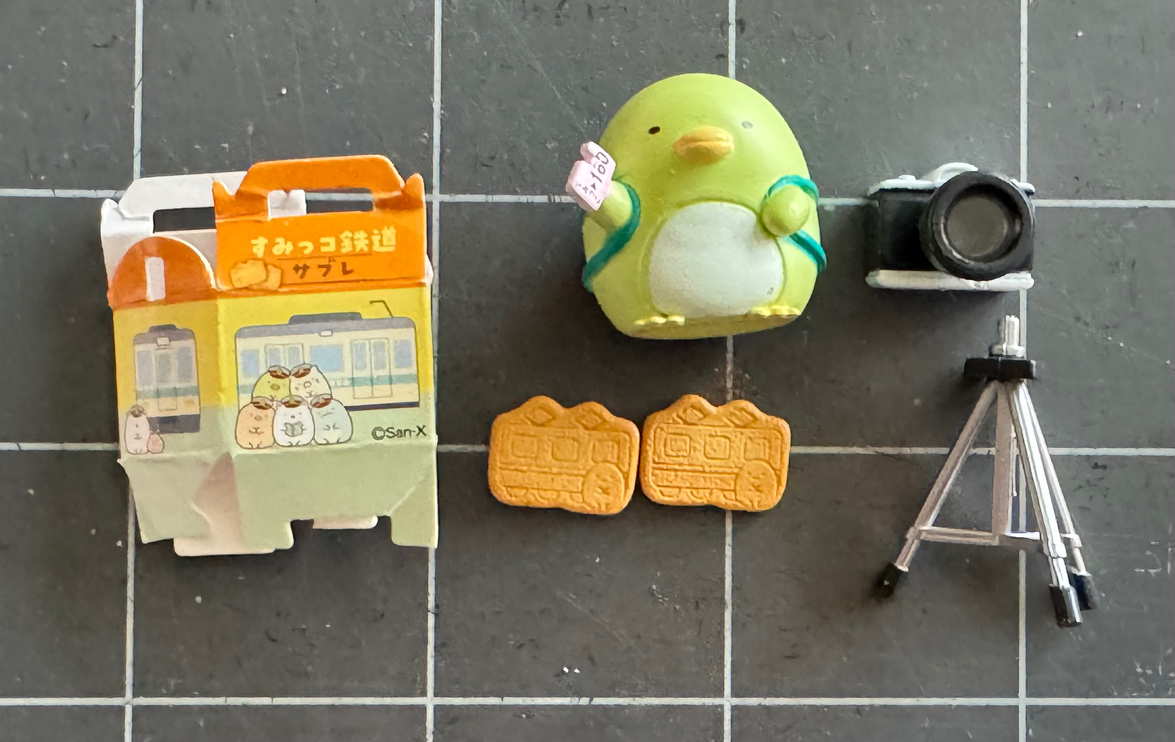 角落生物 搭電車 出發前進！ 企鵝 Re-Ment