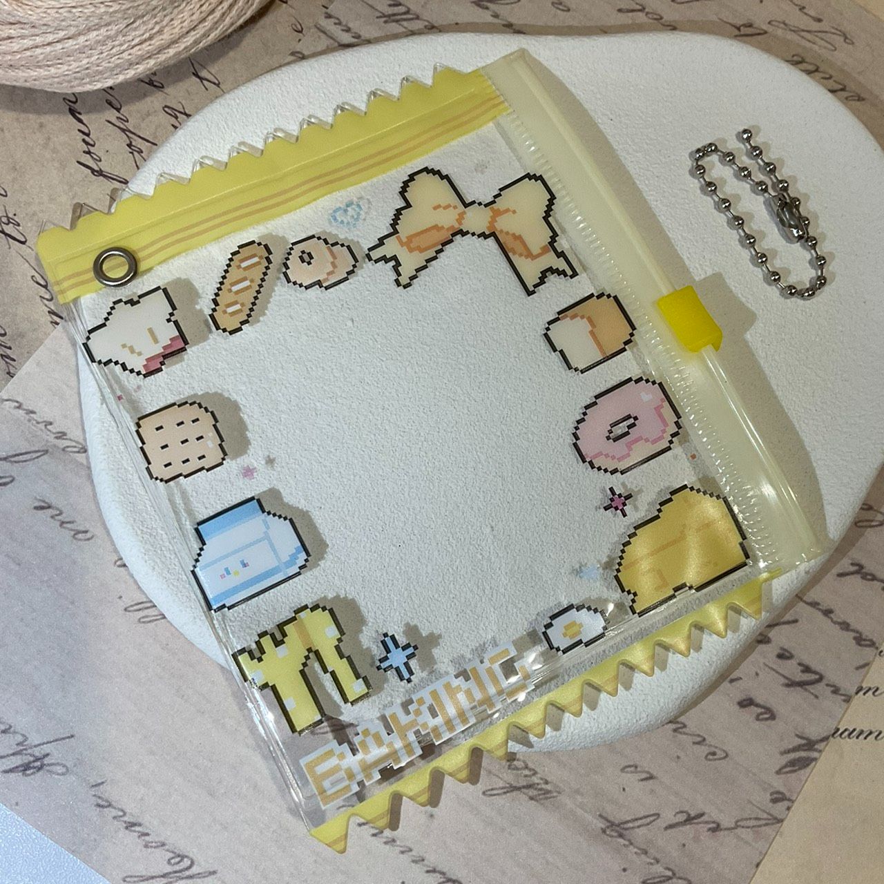 OTO娃哇屋🐰🐱像素風吧唧袋、徽章展示袋