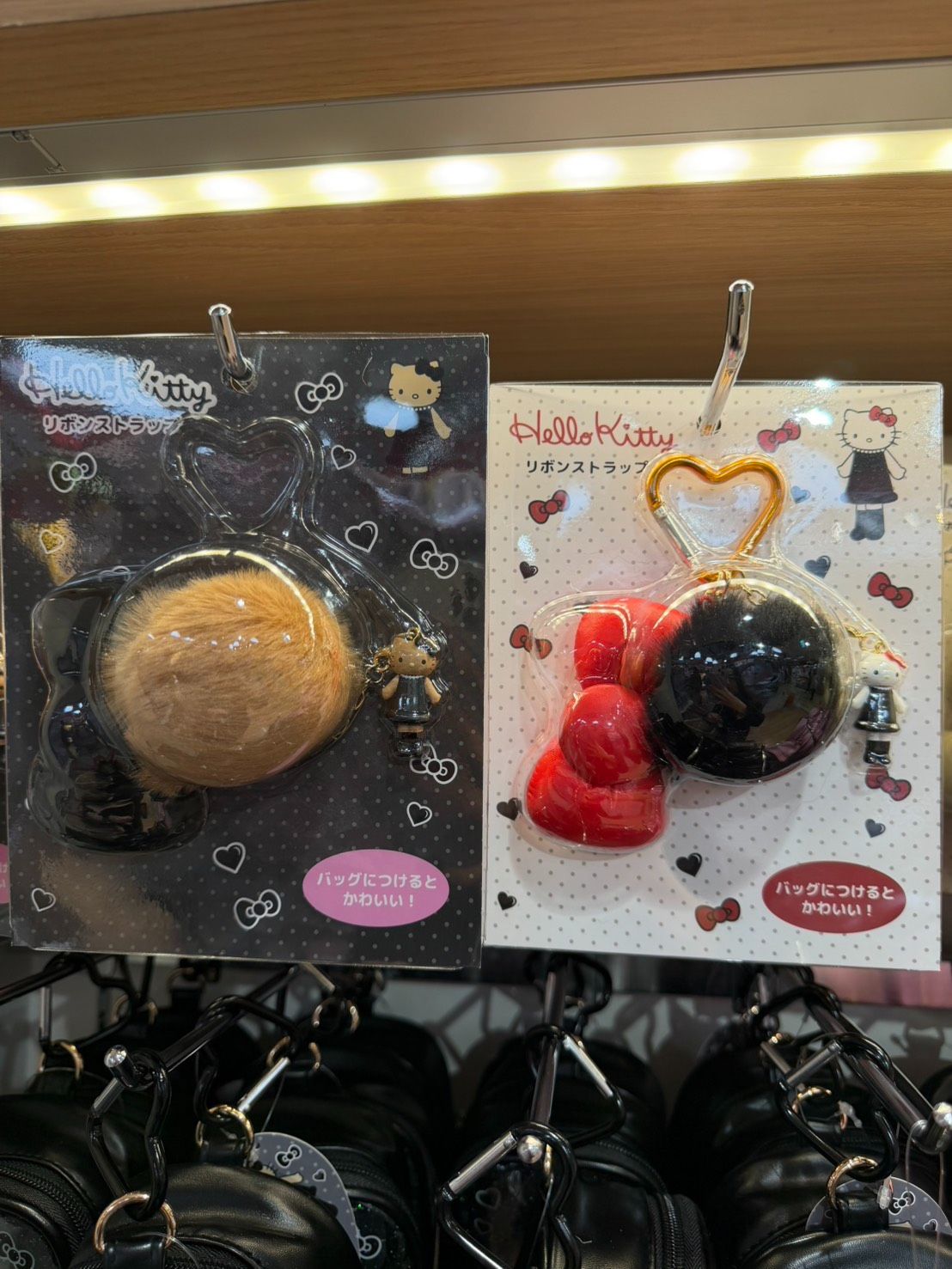 kitty2025毛球吊飾