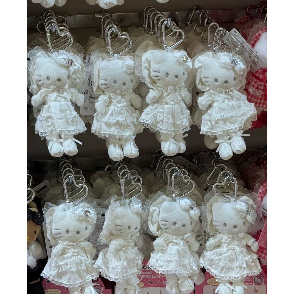 GU星願屋💜💛-🇯🇵日本代購「2025長腿kitty冬季吊飾」現貨 kiddy land限定款