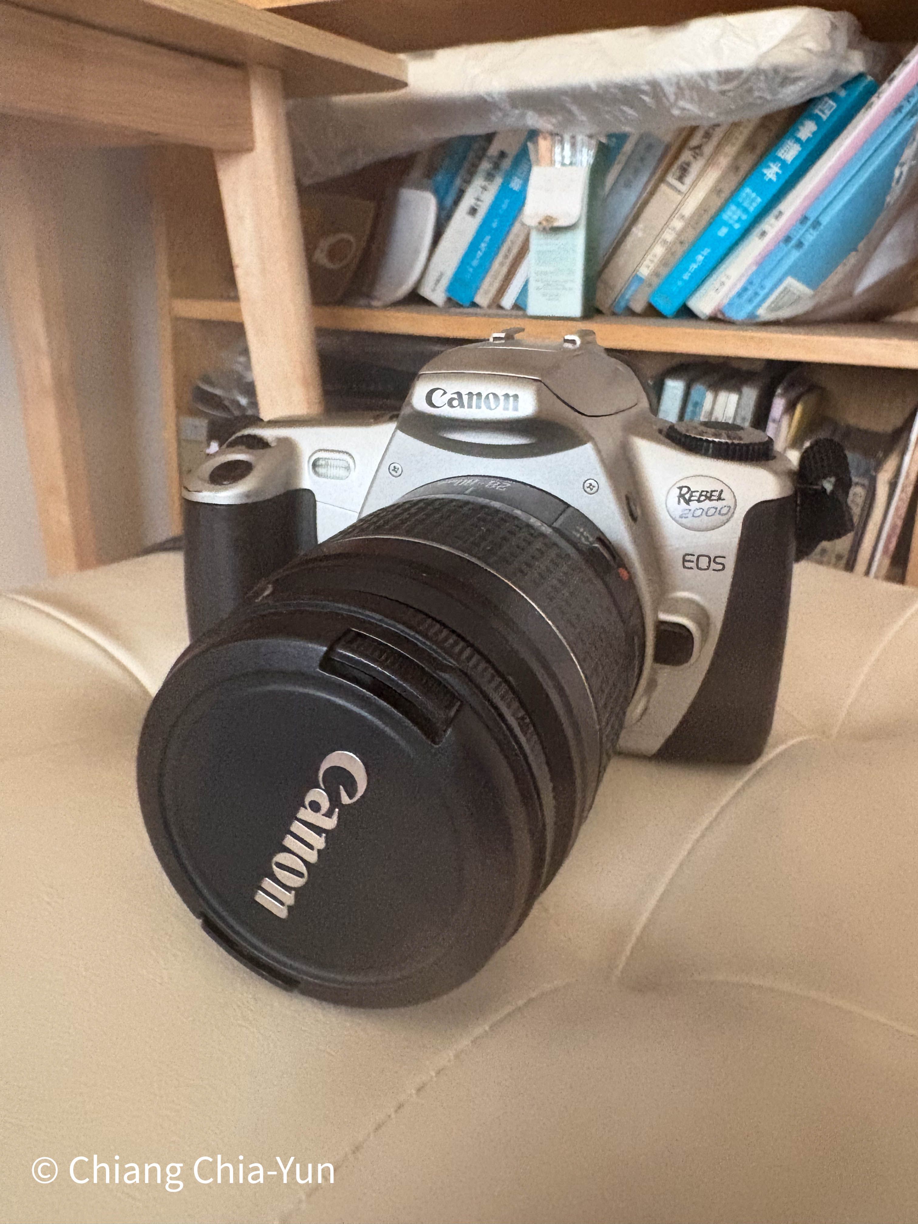 CANON EOS REBEL 2000