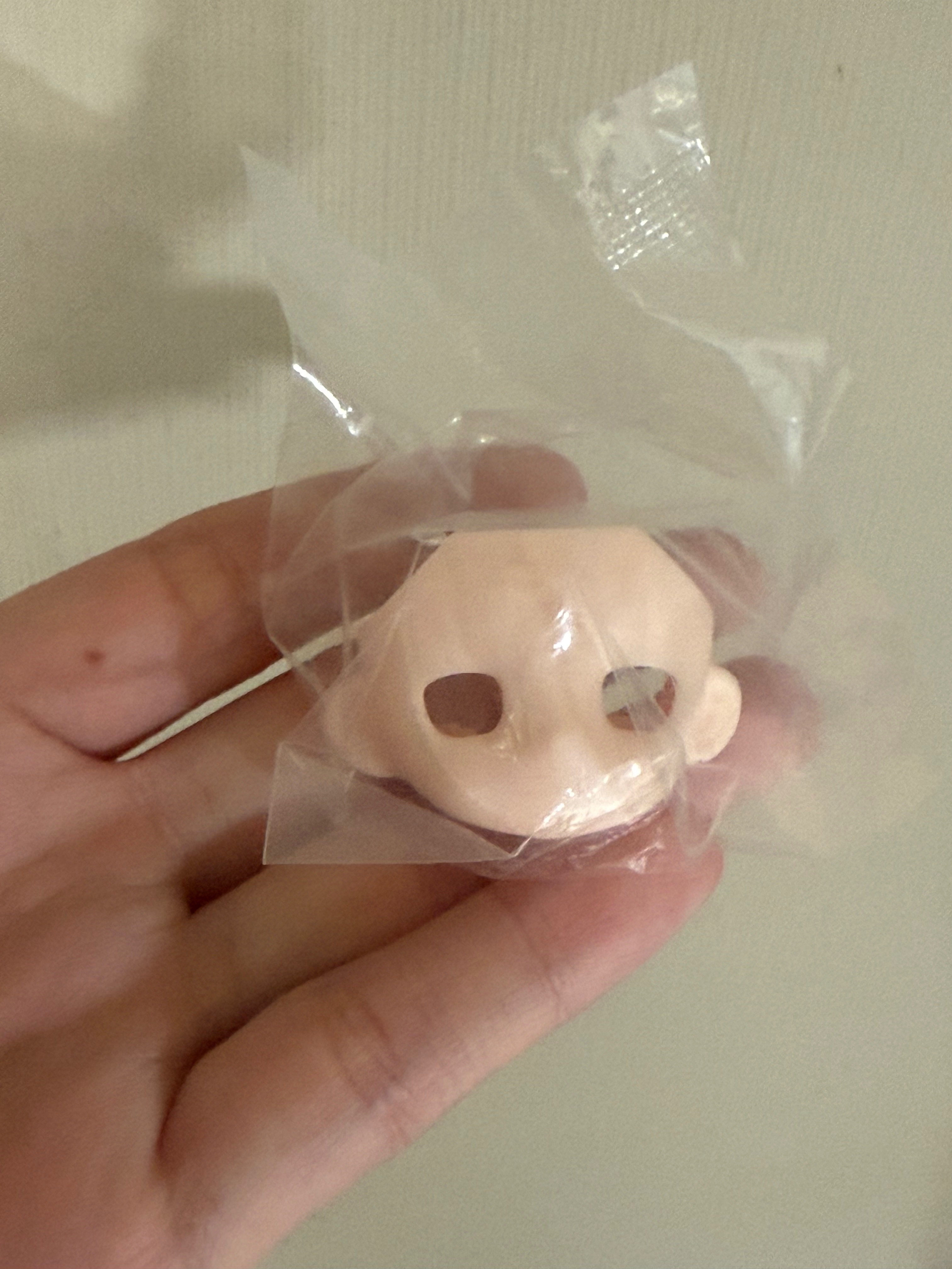 自由主張空白臉 限買自由加購