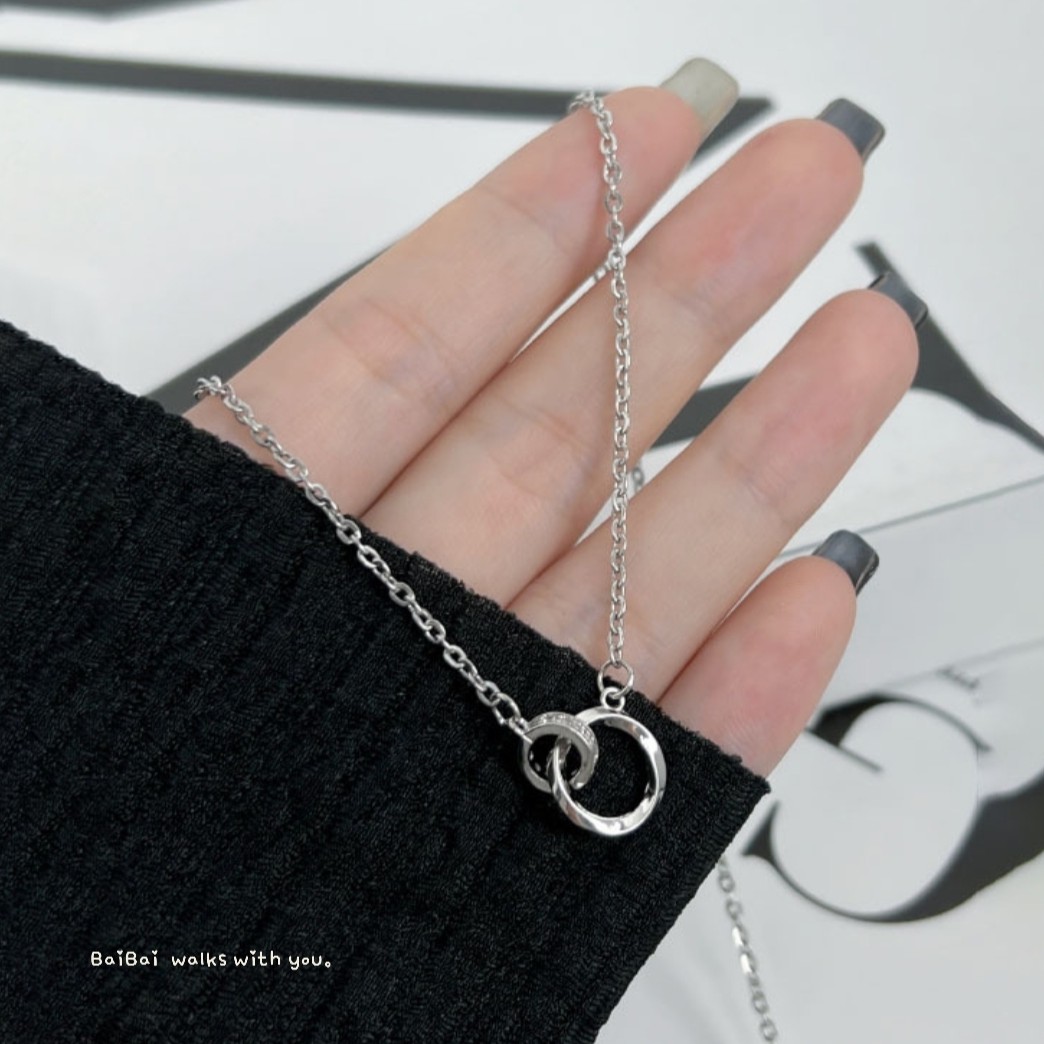 在時間裡不斷相遇•莫比烏斯項鍊 | Endless Möbius