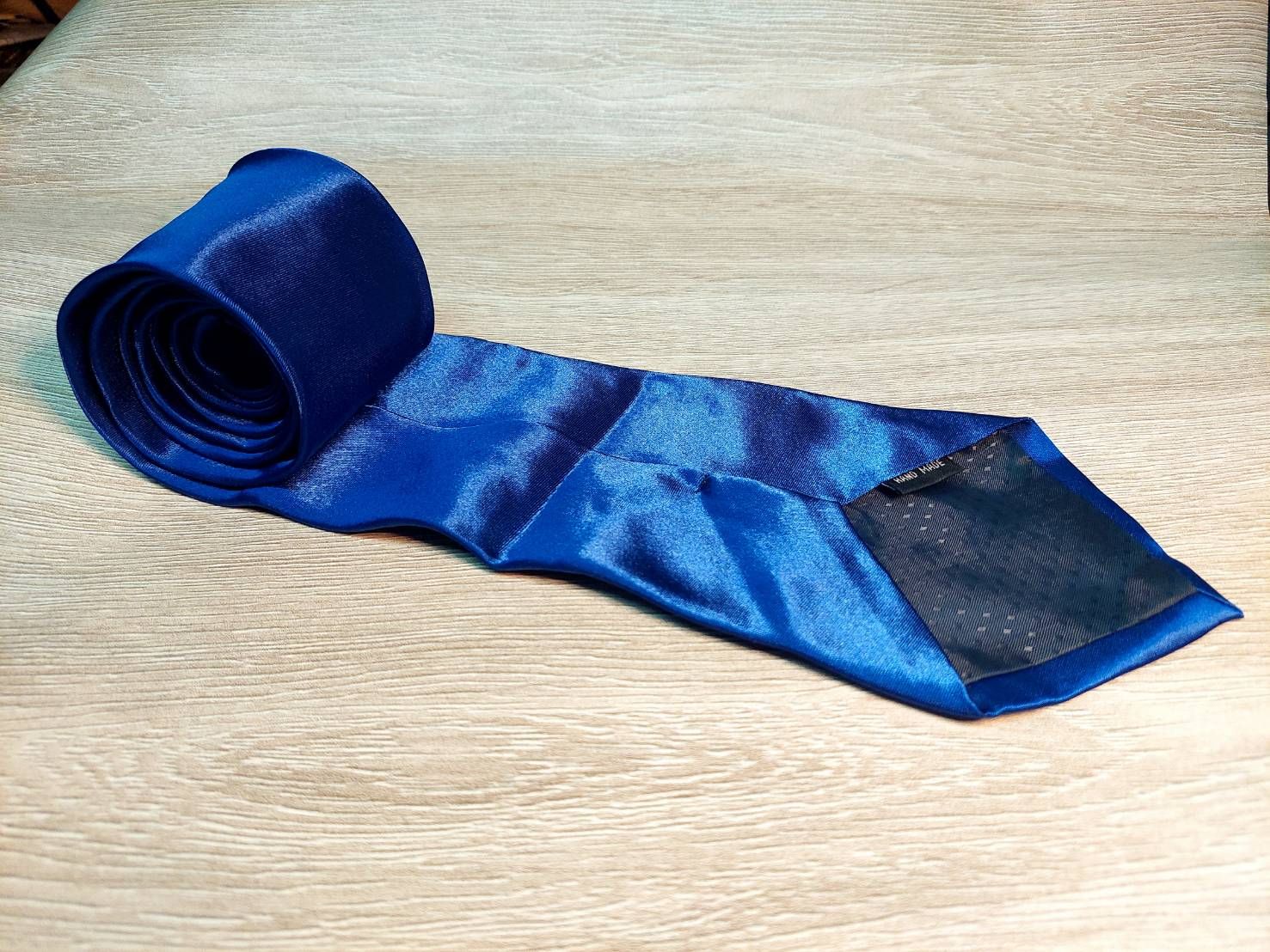 Cos萬用寶藍色領帶