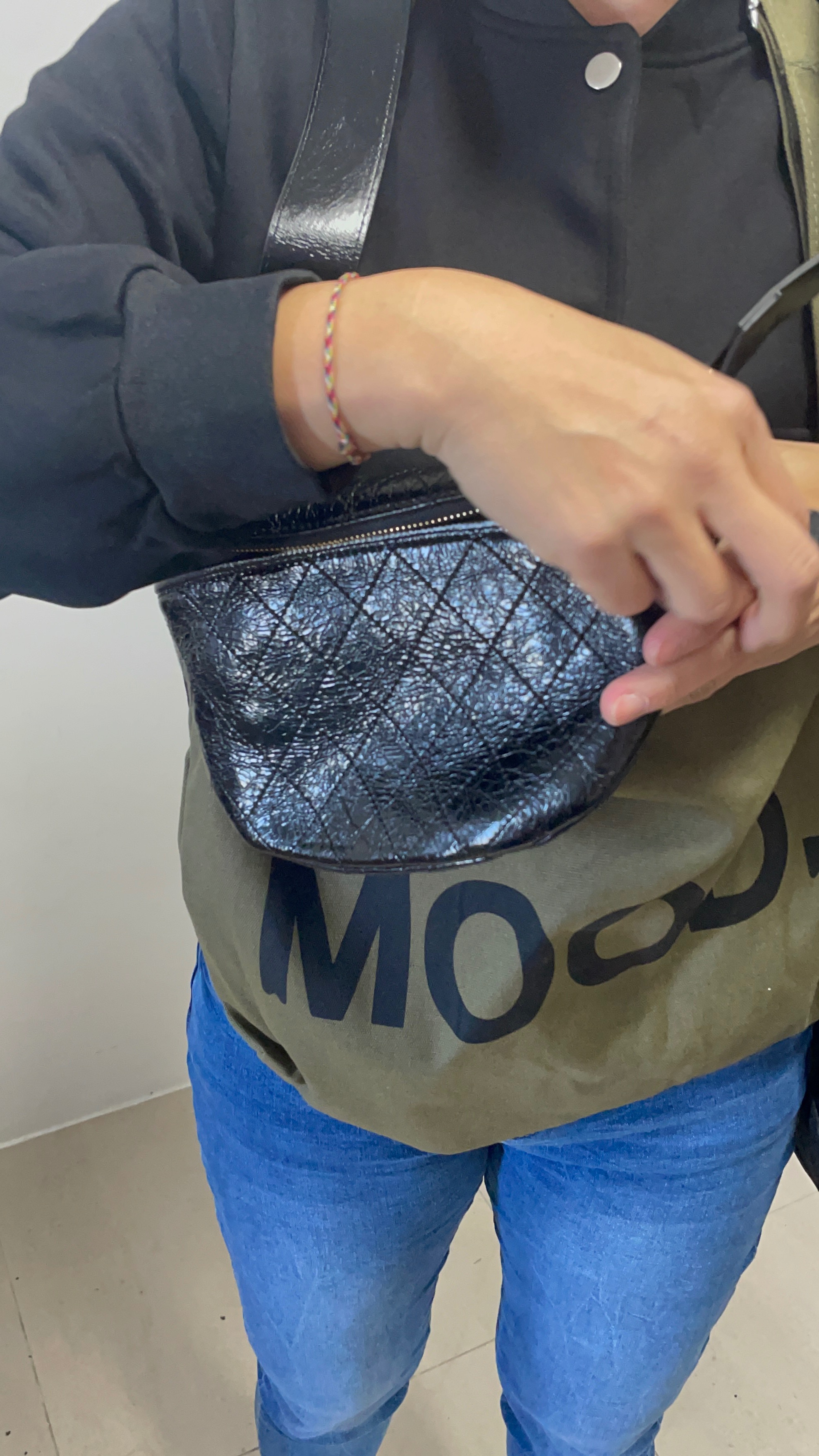 韓國斜背皮腰包