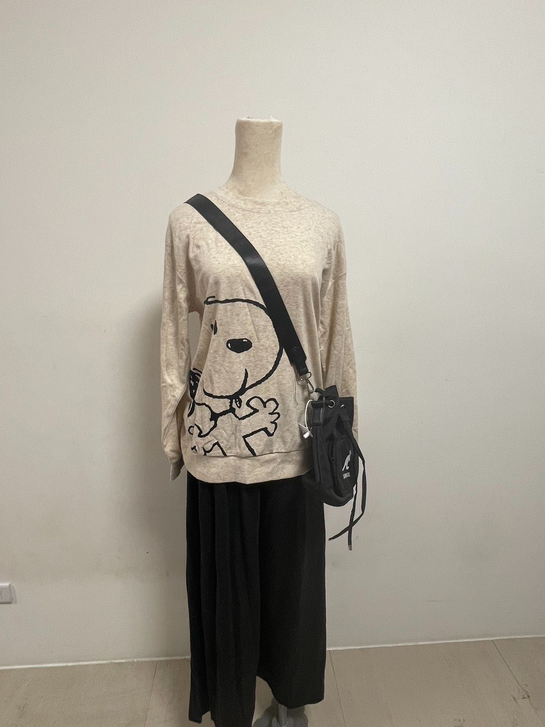 史努比上衣+鬆緊褲頭褲裙