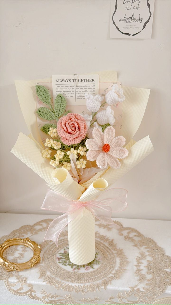 現貨 𓆩♡𓆪 精品玫瑰 珍珠滿天星 大波斯菊 鈴蘭 葉子花束