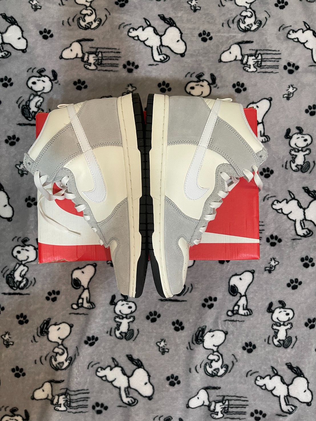 Nike Dunk High 米白灰.黑底 DZ4515-100 - US8二手
