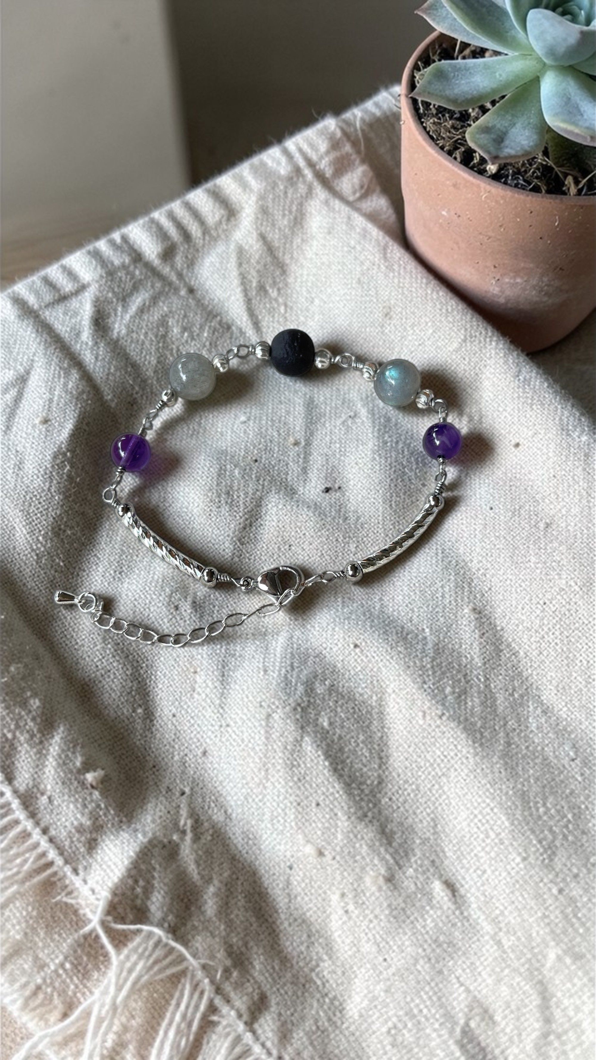 靈感流動｜紫晶月光招財捷隕手鏈