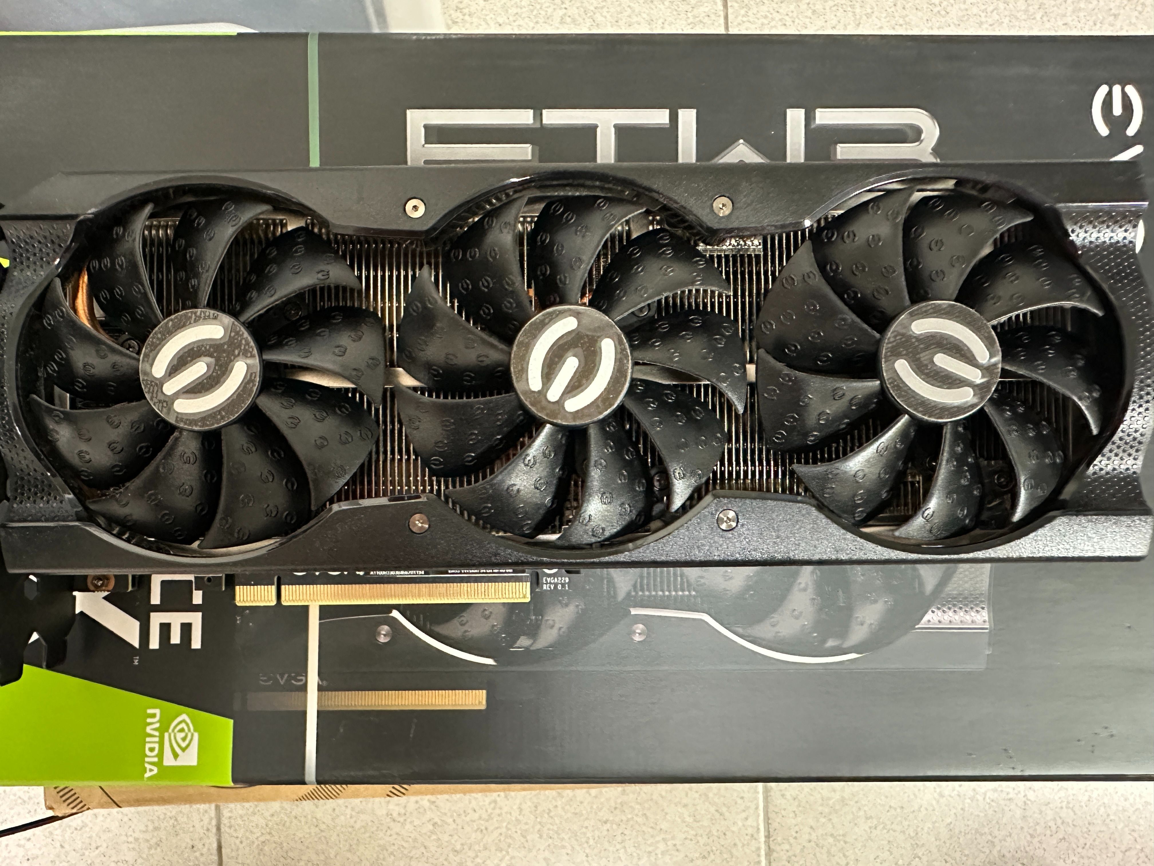 EVGA GeForce RTX 3060 Ti FTW3 ULTRA GAMING