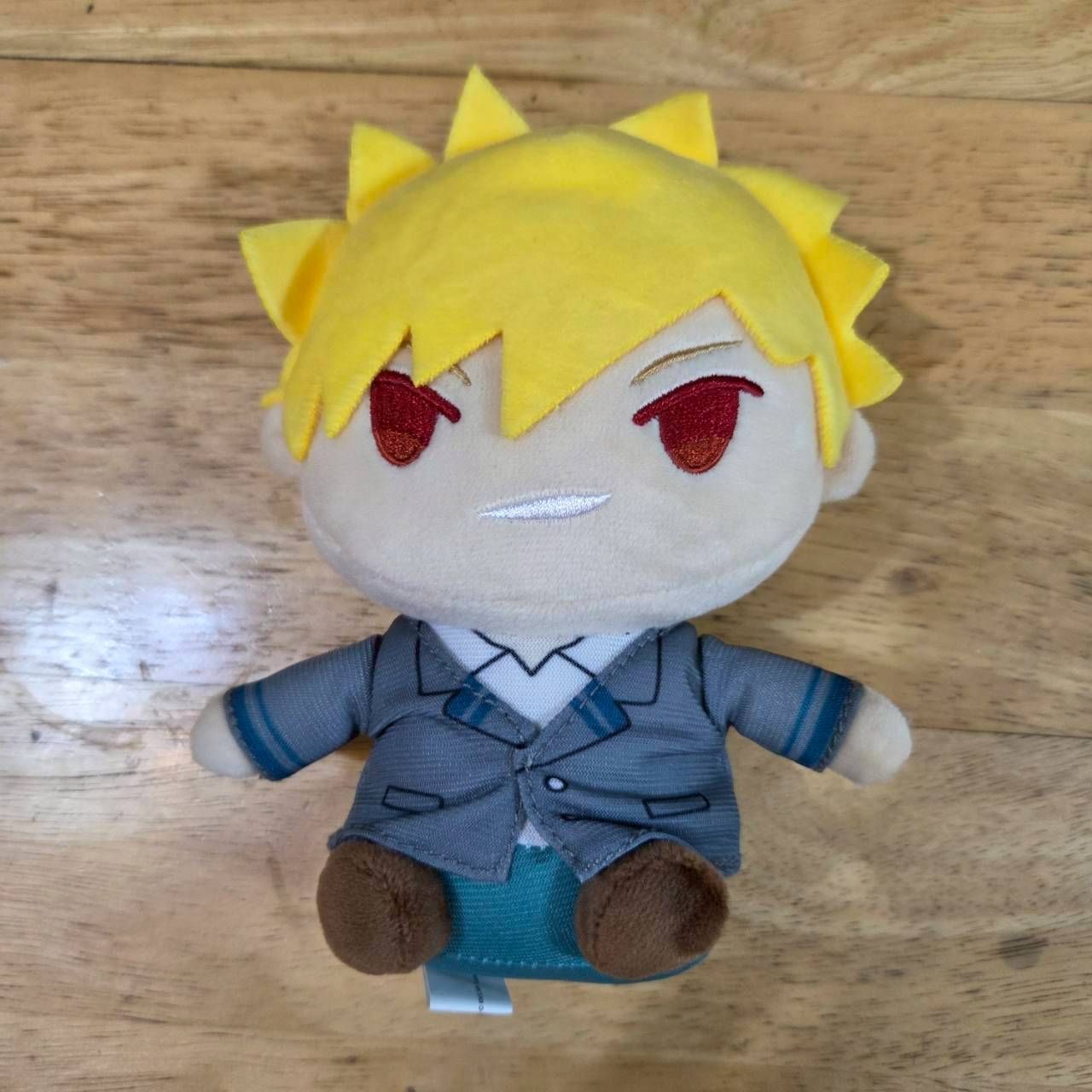 FANFANS（粉粉） 坐姿娃娃 爆豪勝己 二手