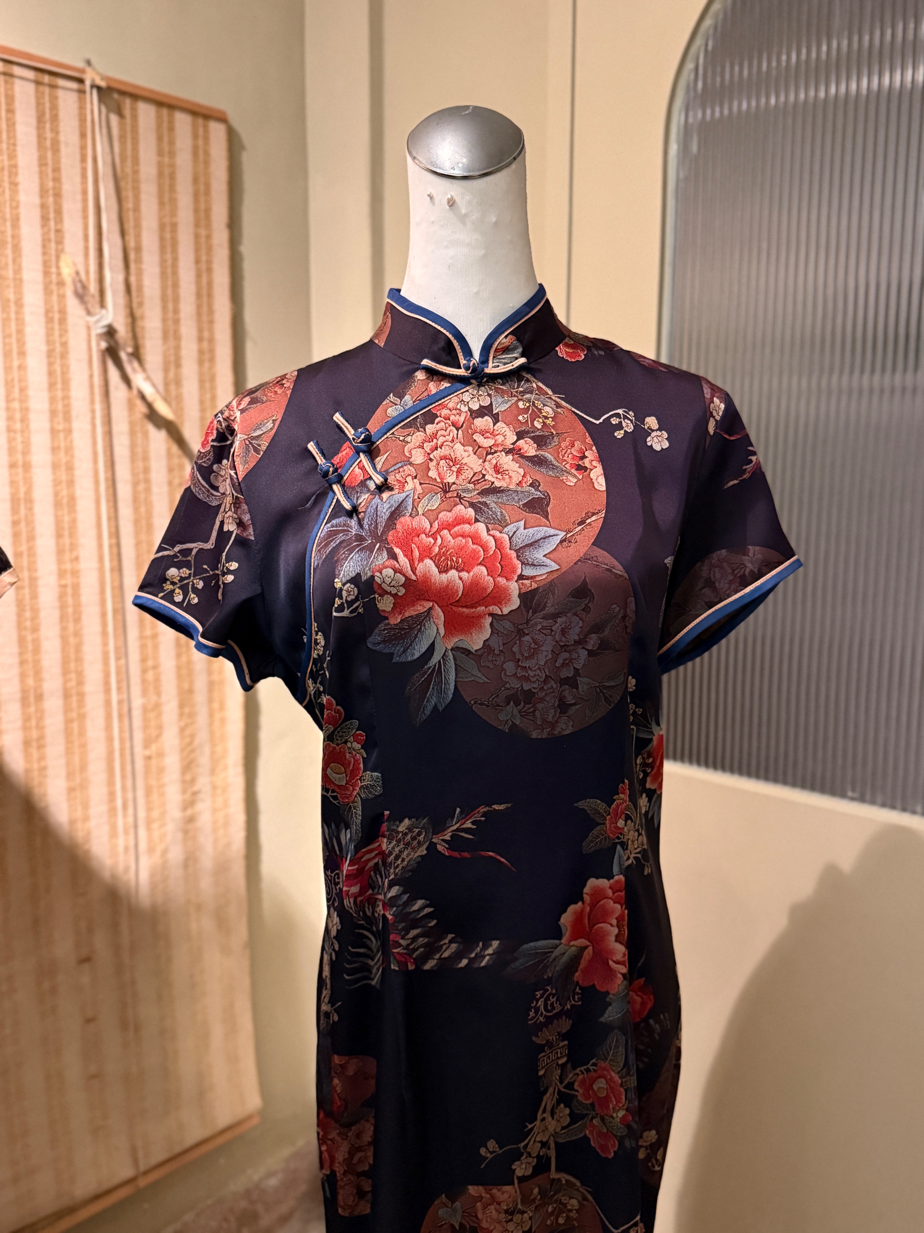 夜色牡丹 - 標準尺寸 XXL