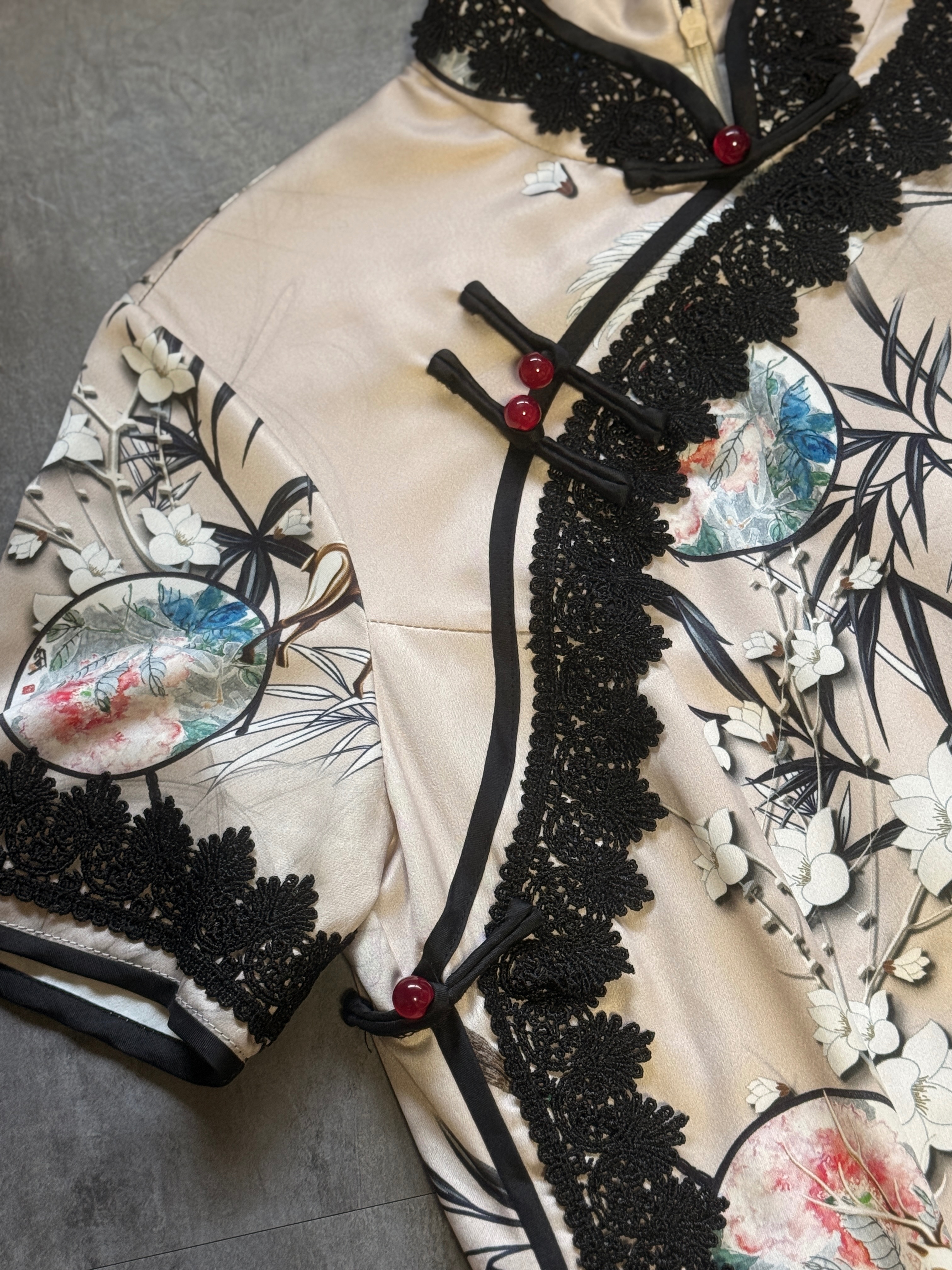 黑邊花緞 - 標準尺寸 L