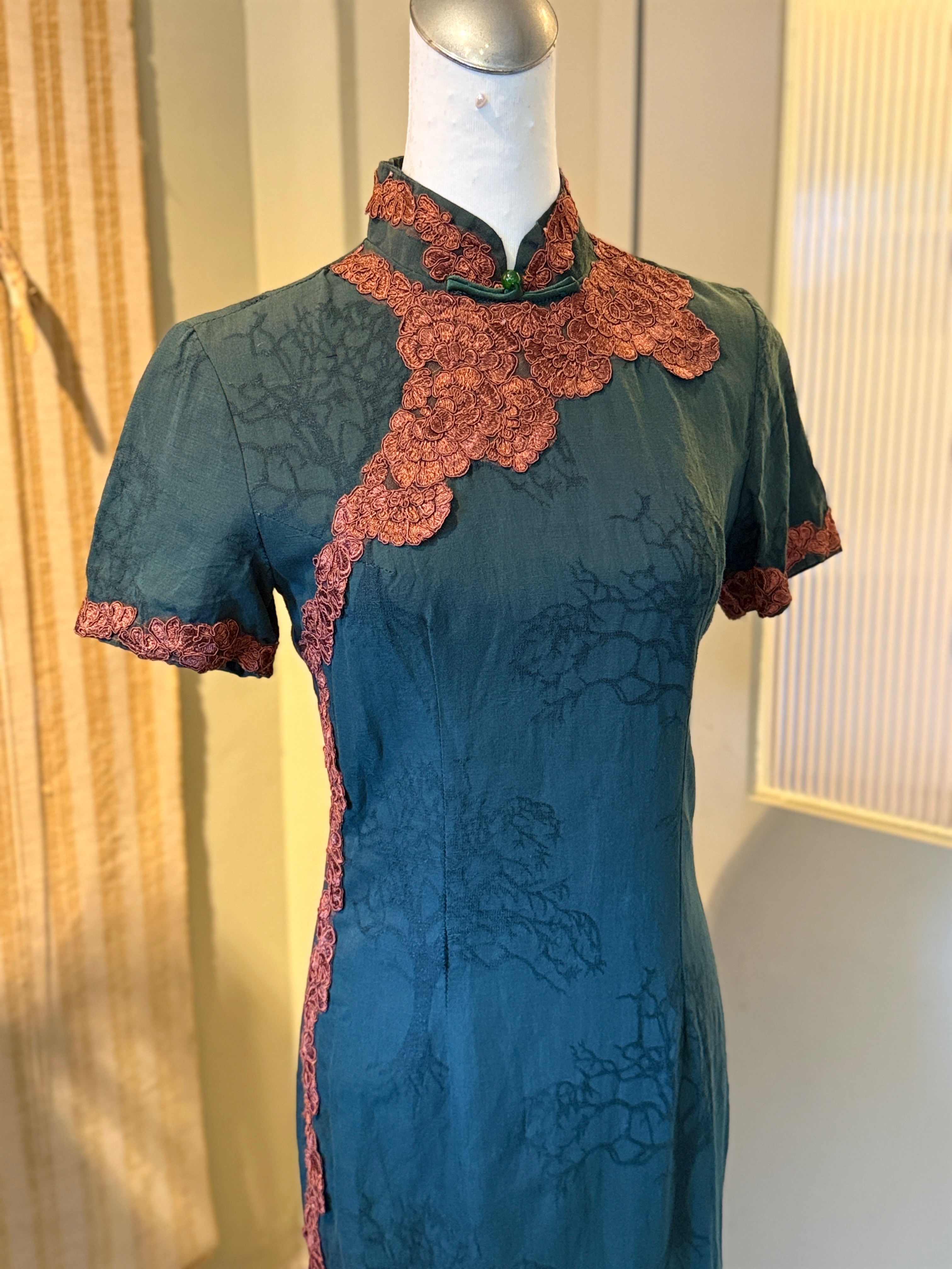 墨綠蕾絲花邊旗袍  - 標準尺寸 Ｍ