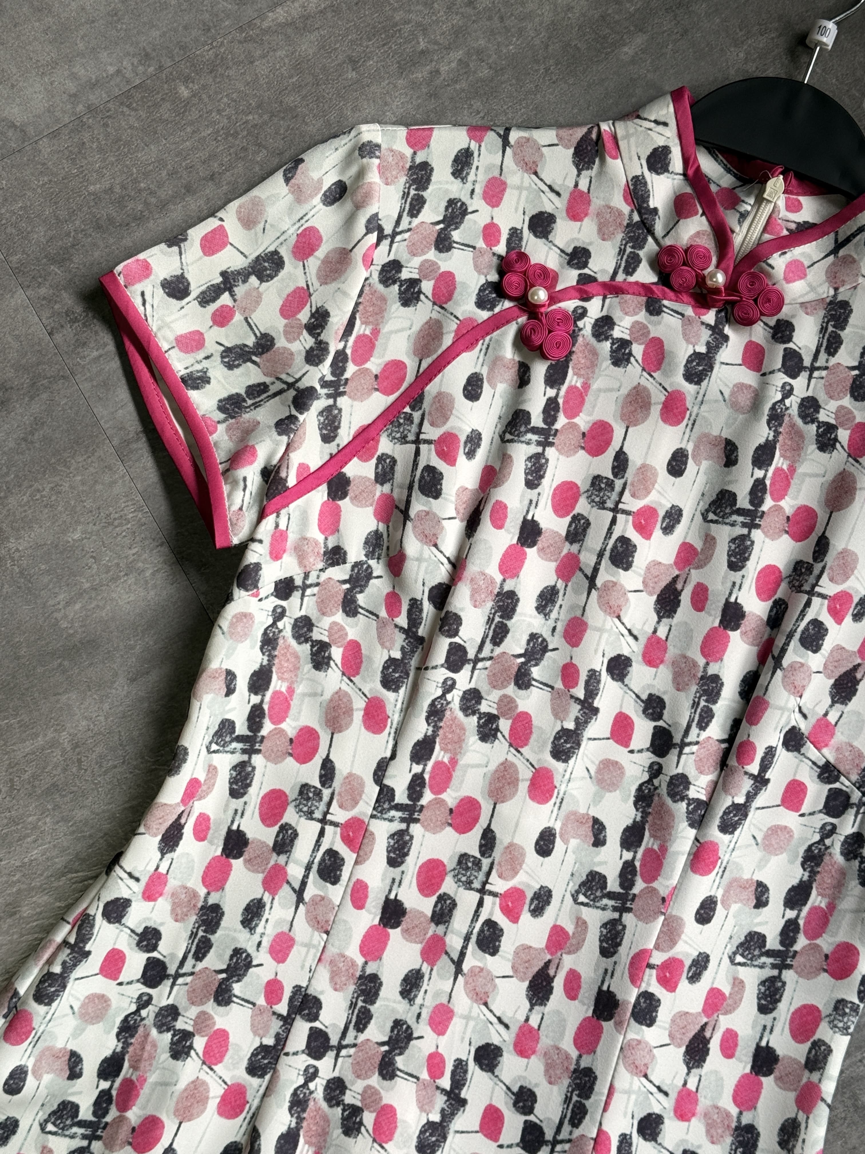 短款幾何 - 標準尺寸 M