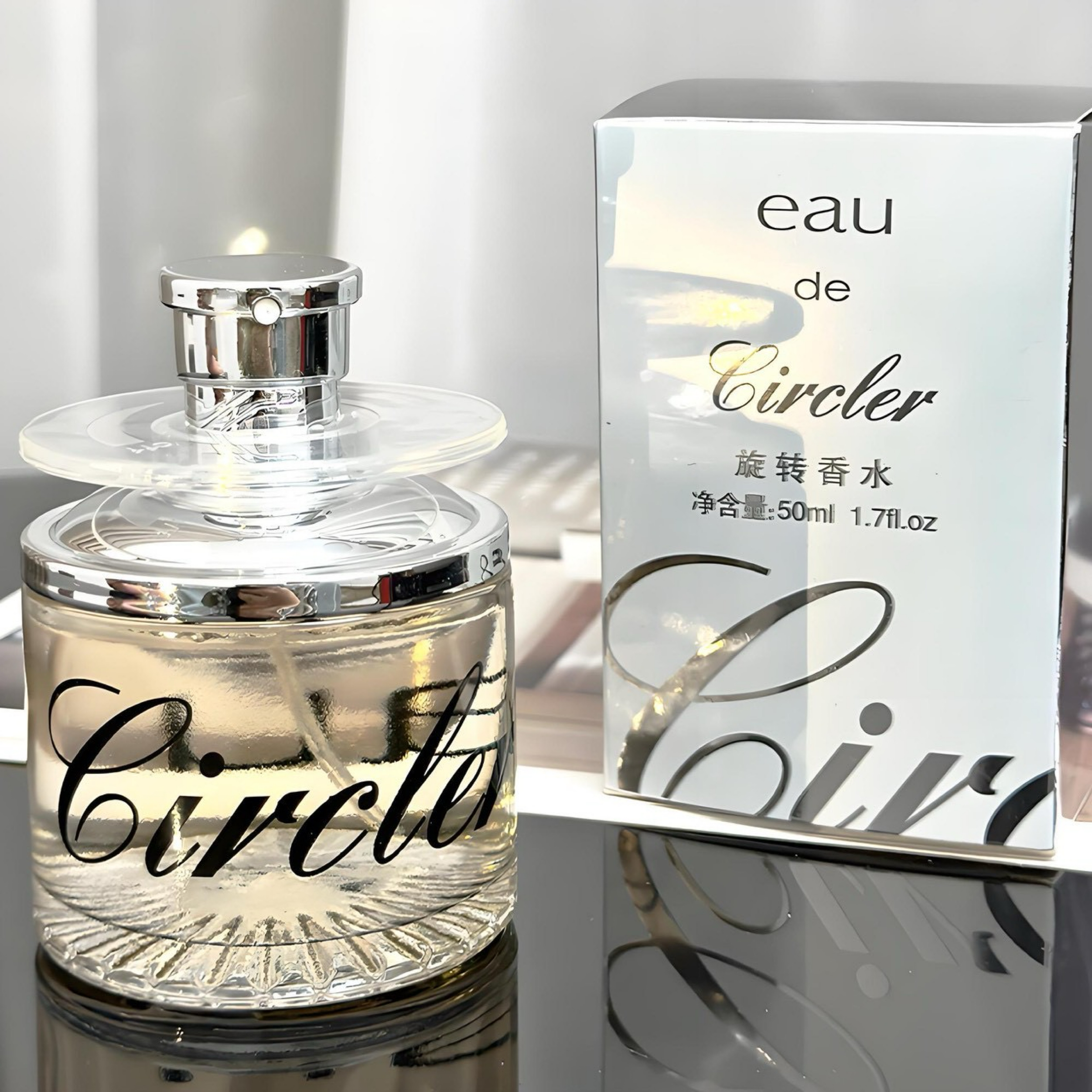 高顏值持久留香淡香清新旋轉白月光女主香水｜車用香水
容量：500ML