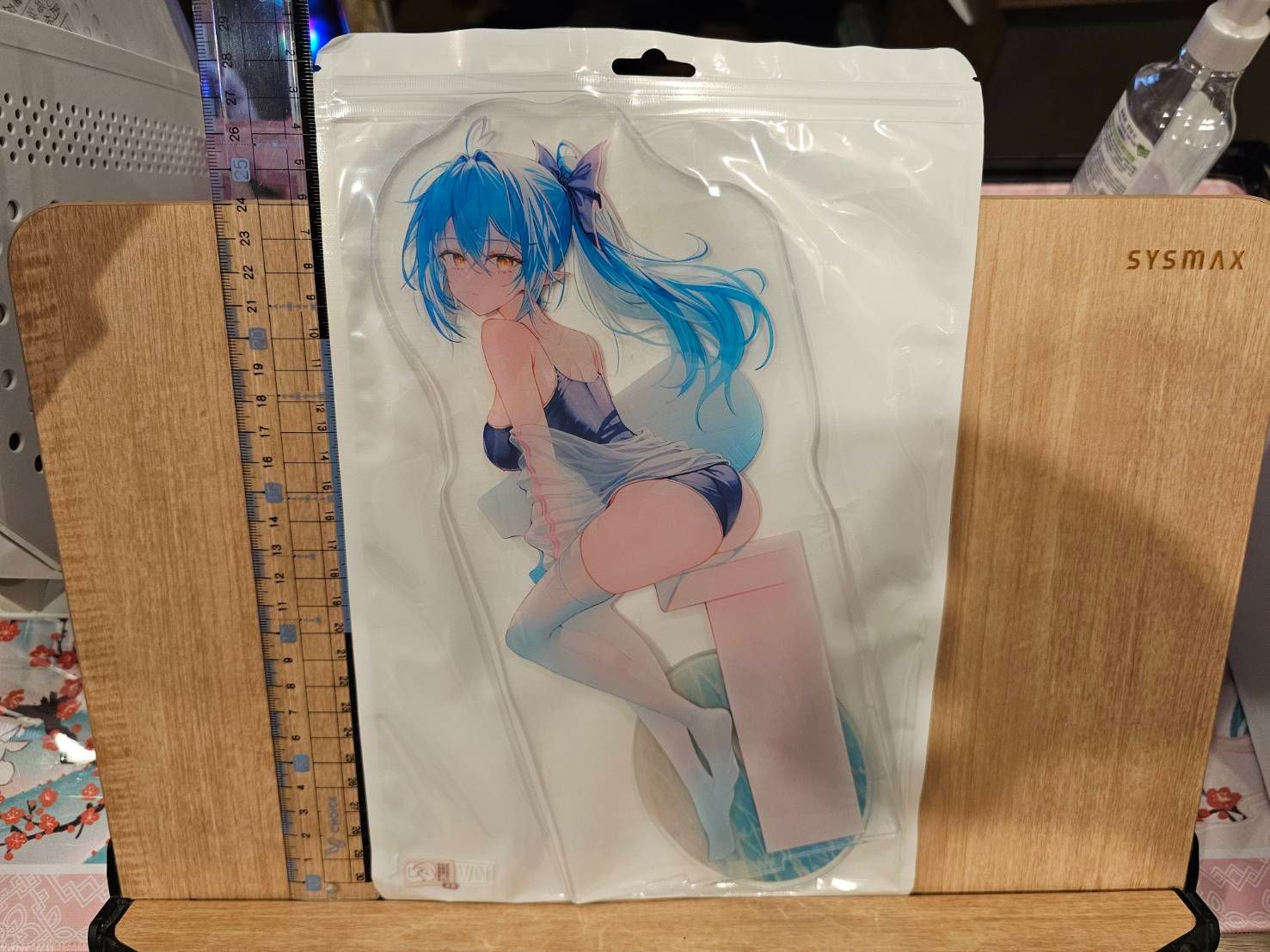 菈米泳裝 大壓克力立牌 （130*270mm）