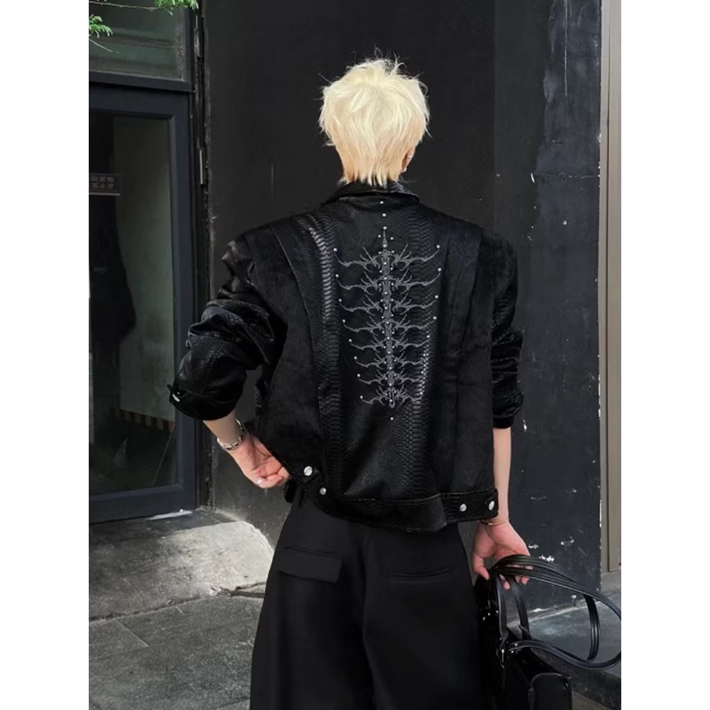 【Eternity】龐克蛇瞳脊骨PU皮外套 假兩件秋冬美式高街短版小眾蛇紋拼接鉚釘夾克