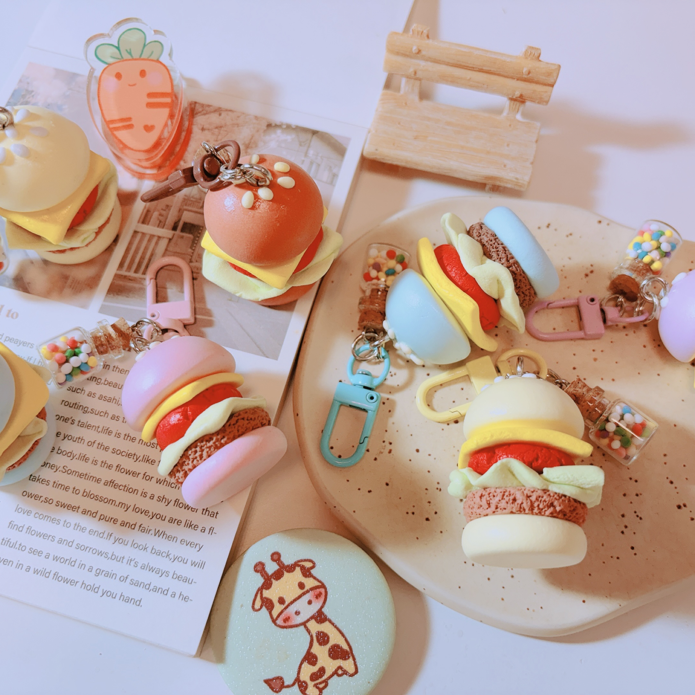 手作黏土彩色漢堡吊飾🍔（可等待再下單！