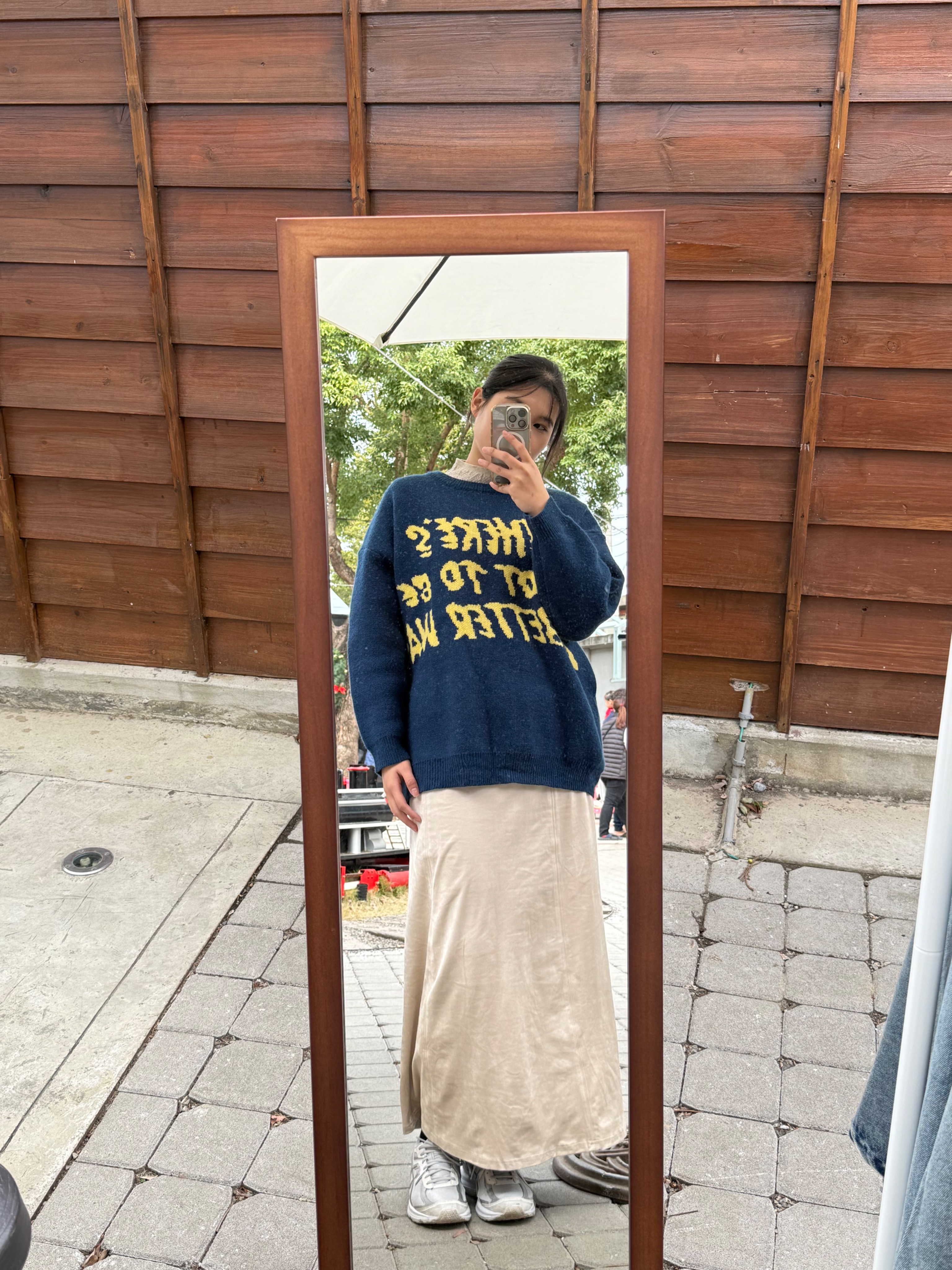 正韓草寫針織毛衣