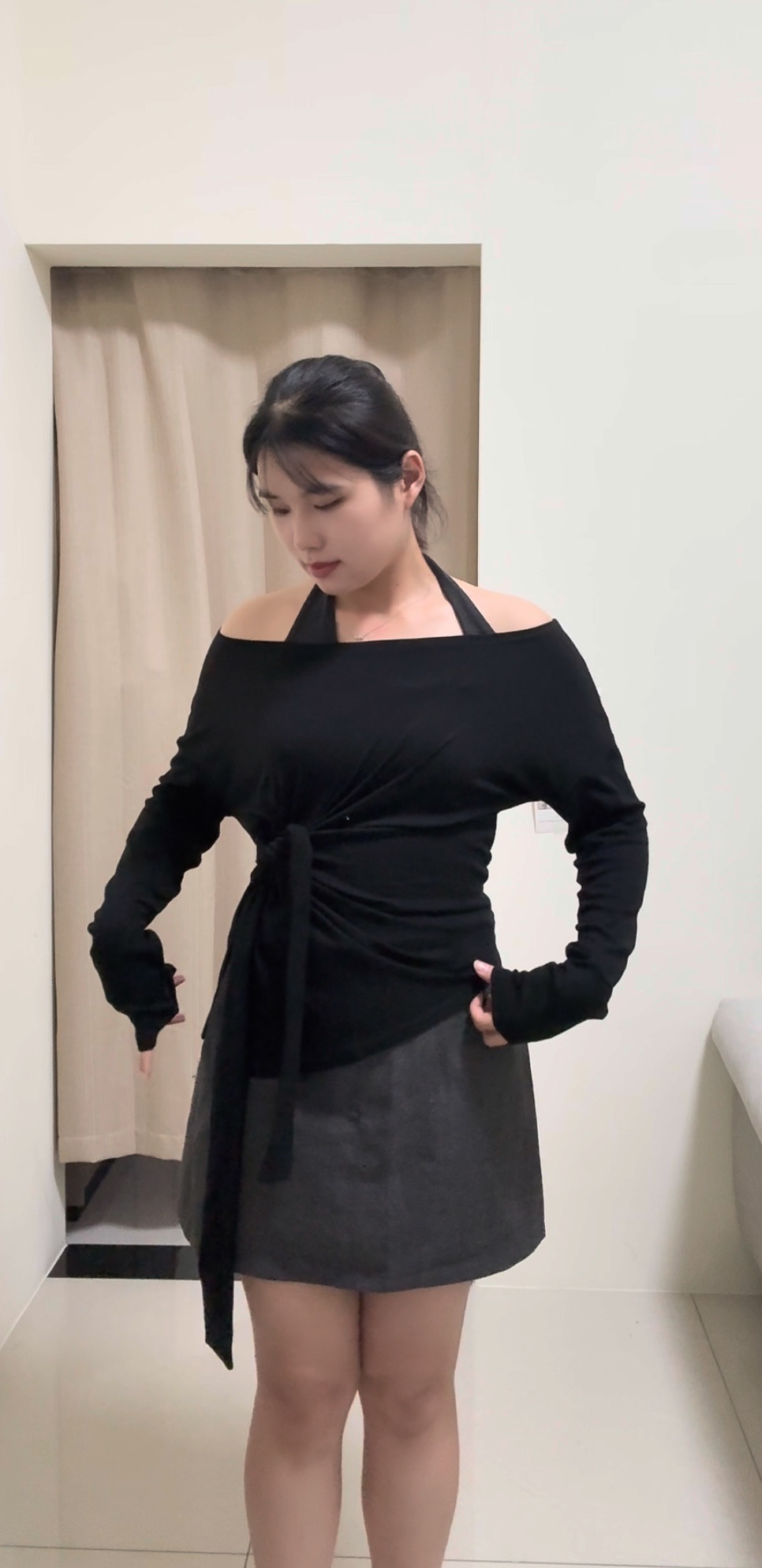 兩件式繞脖上衣（預購）版型偏大袖子比較長