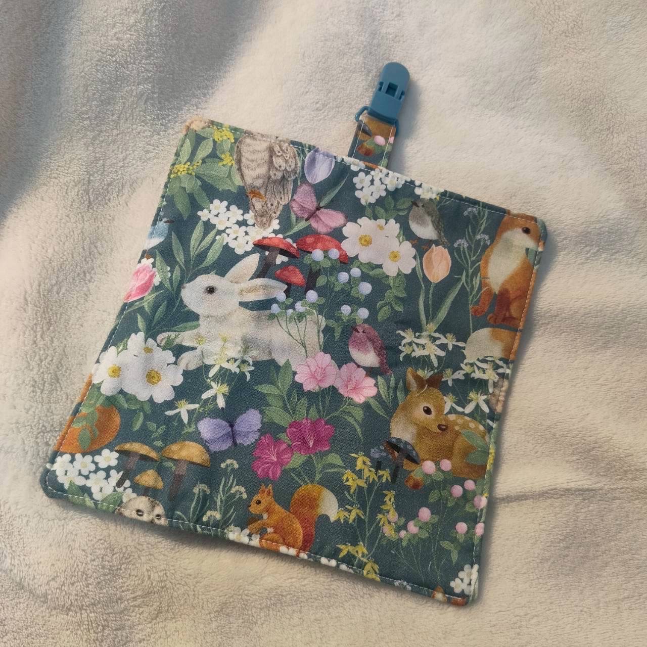 優惠區方形手帕巾