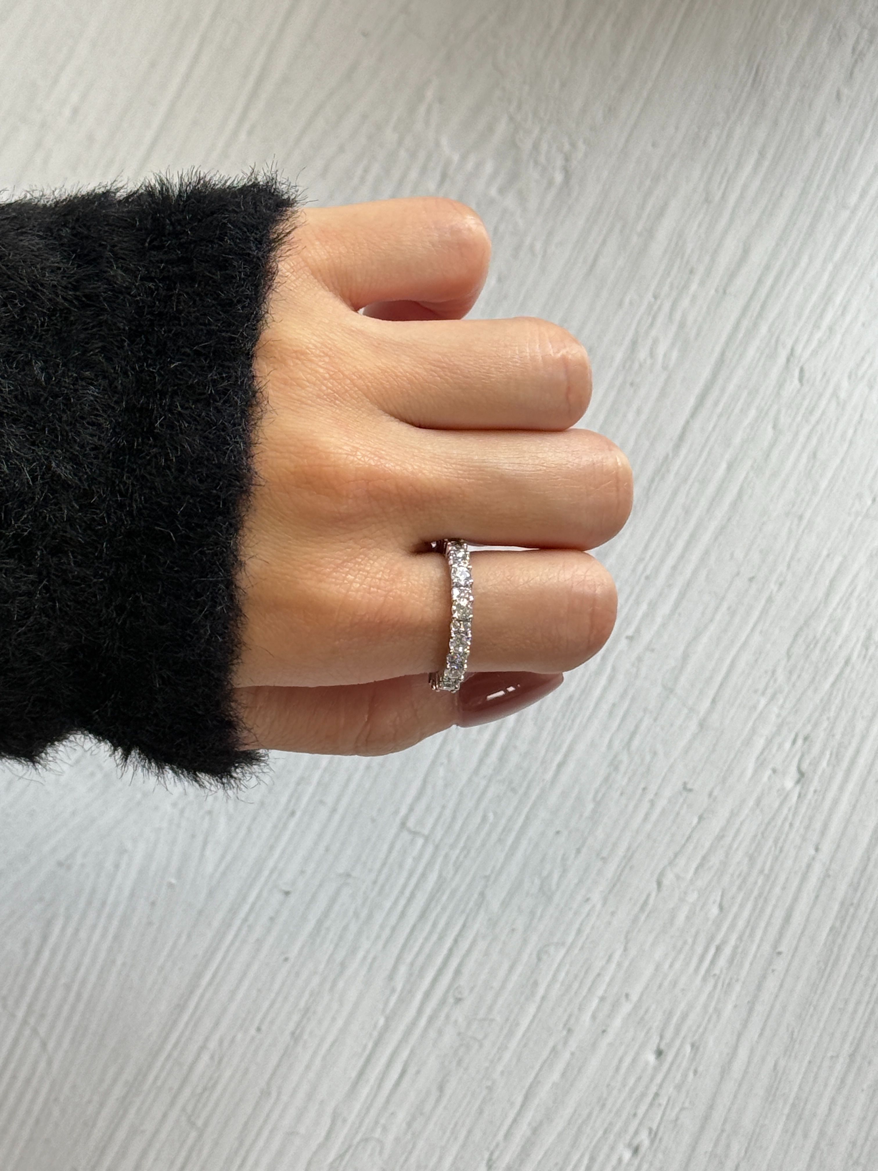 【現貨】細排鑽・單層鋯石戒指