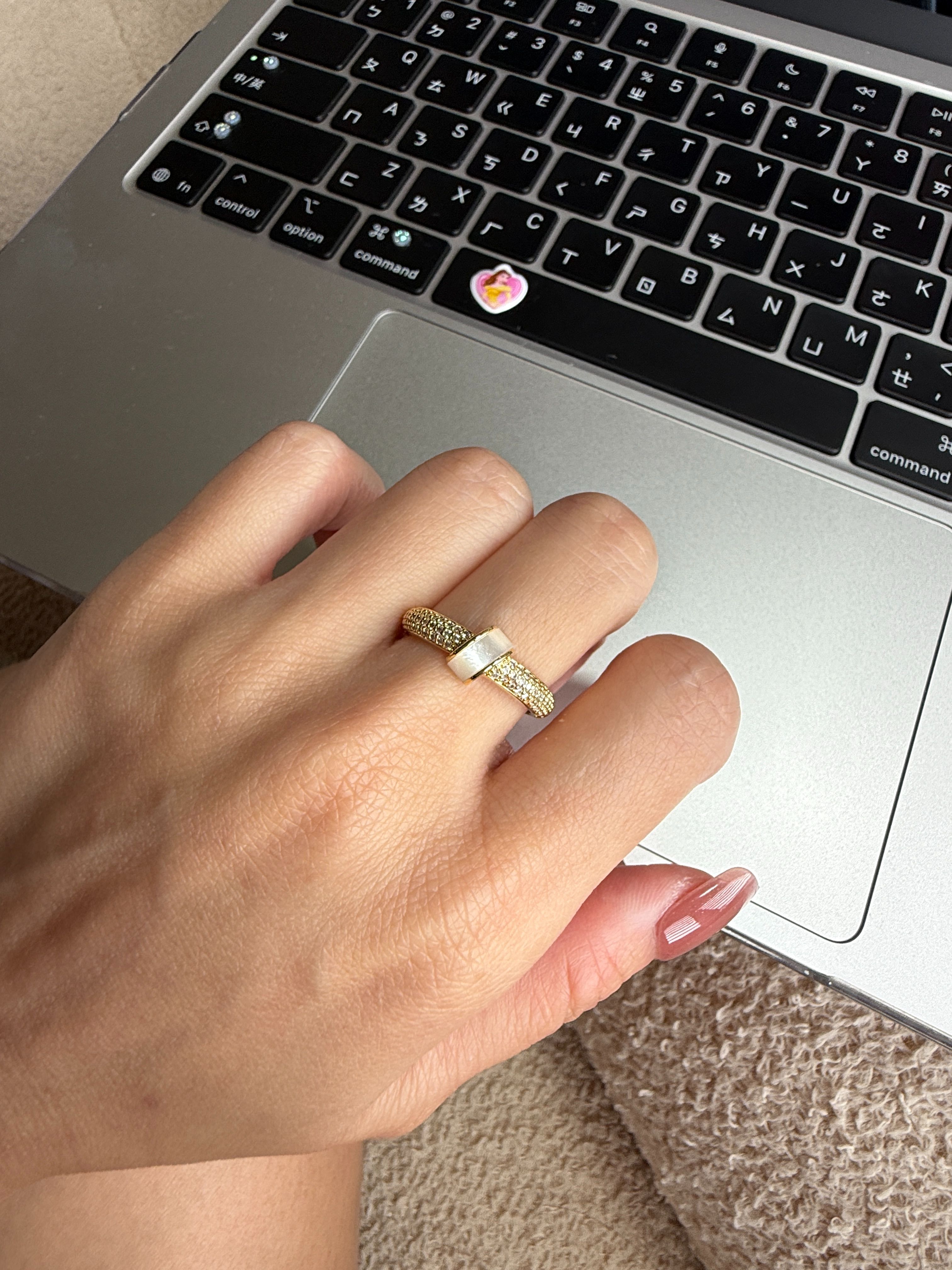 【現貨】方形貝母・碎鑽開口戒