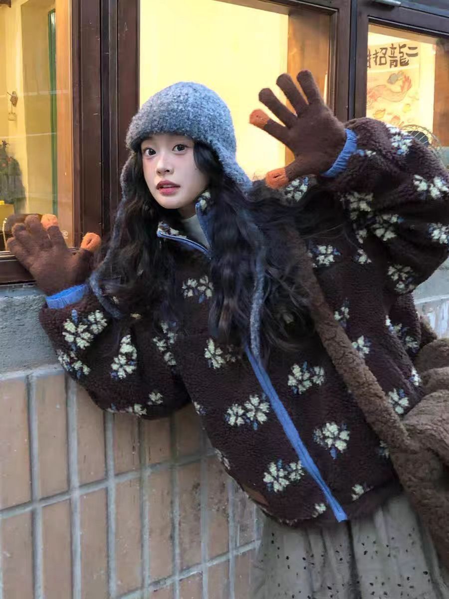韓系咖啡羊羔毛加厚外套୨୧ ̊。