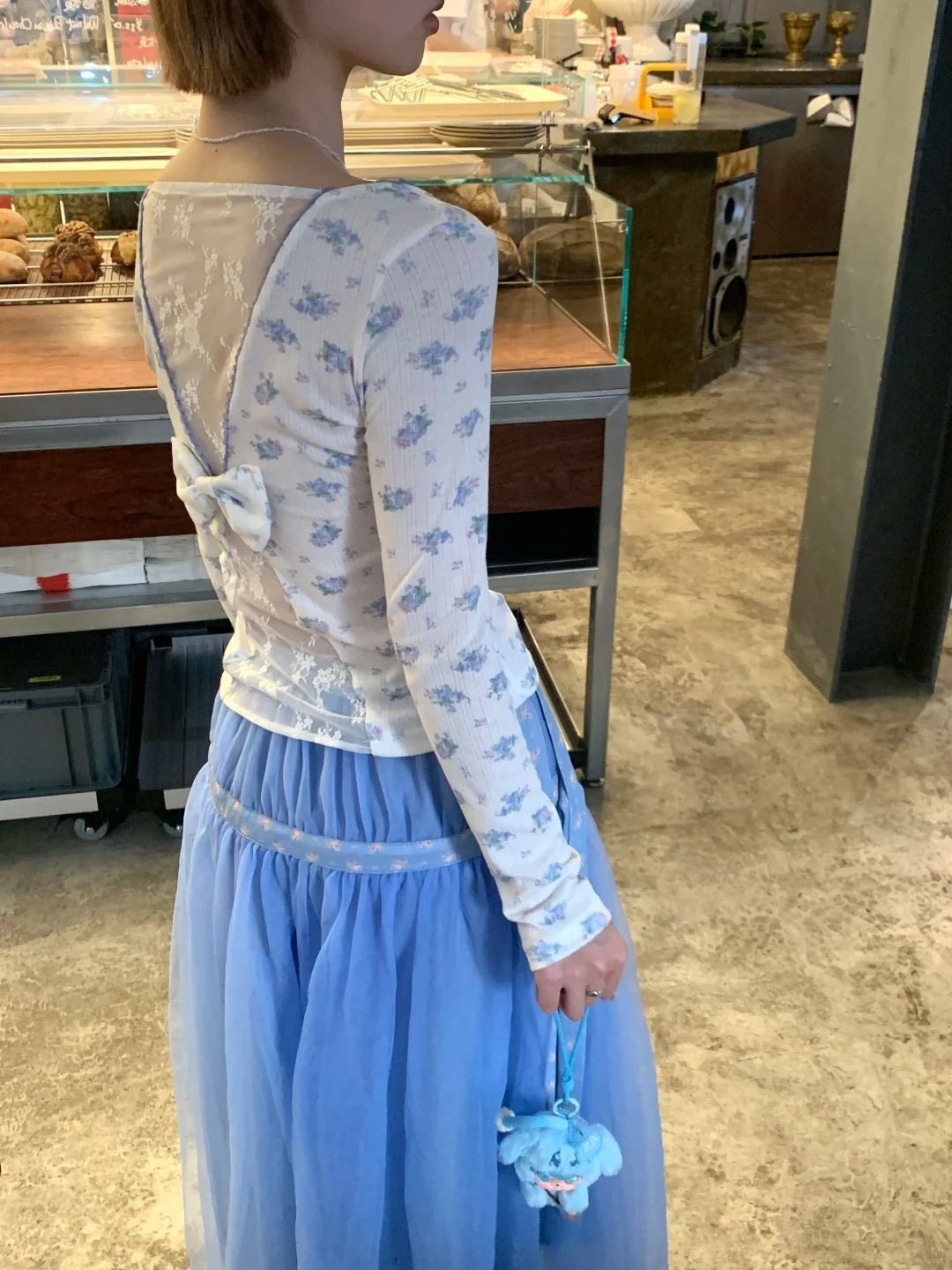 韓系顯瘦碎花蕾絲露背蝴蝶結長袖୨୧ ̊。